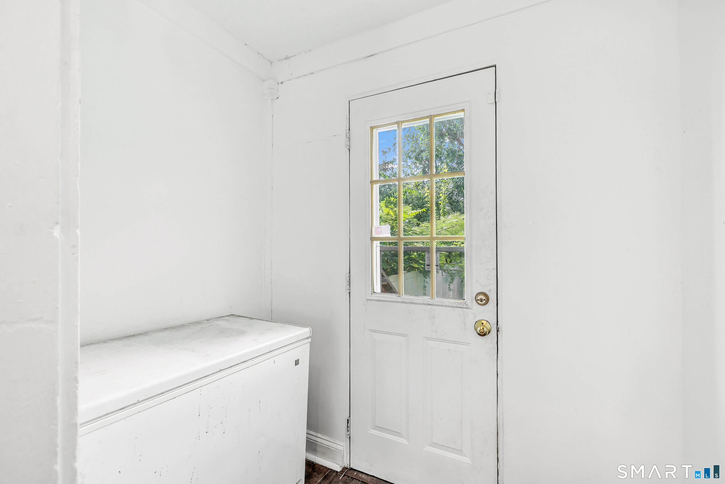 157 Fairview Avenue Property Photo 17