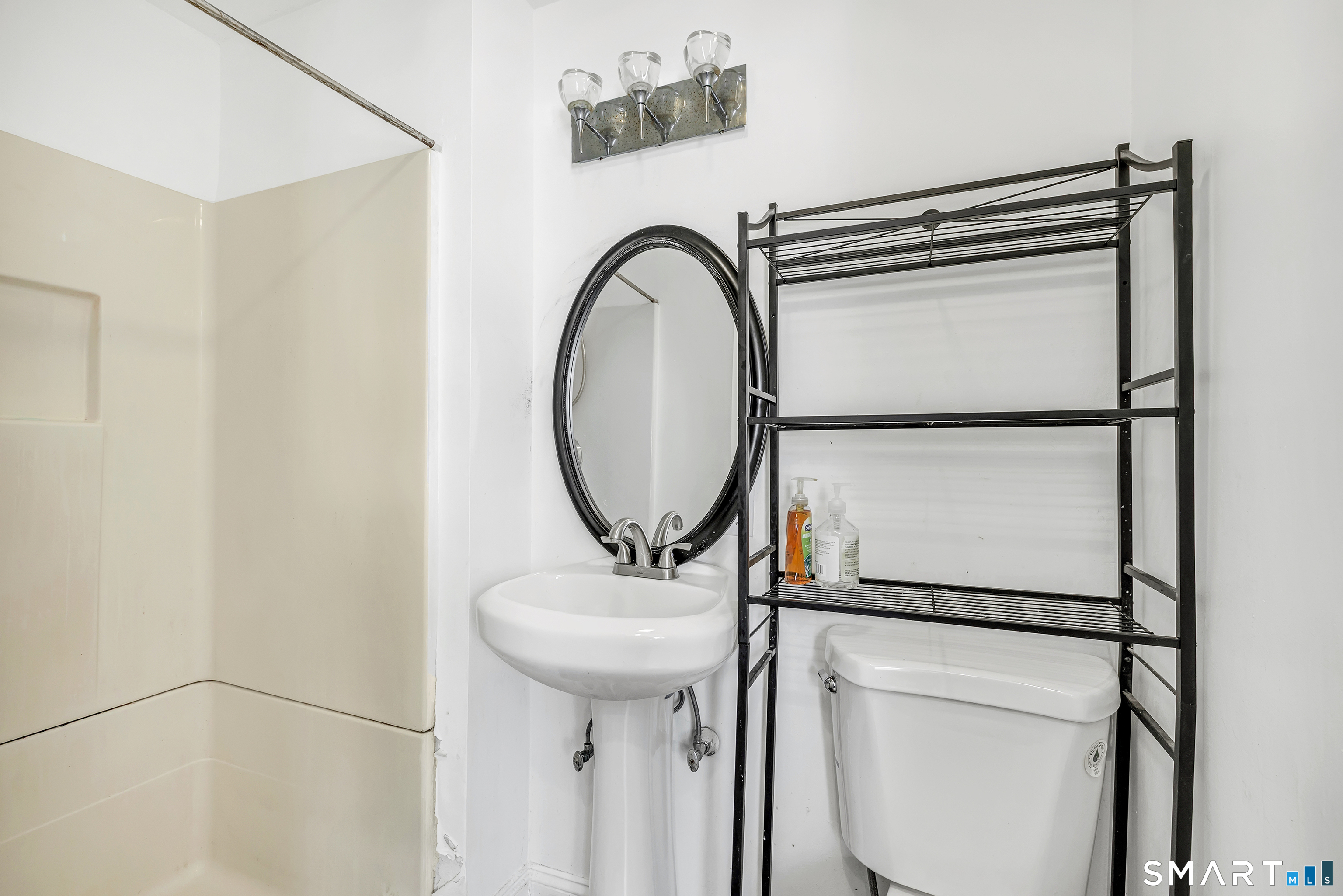 157 Fairview Avenue Property Photo 18