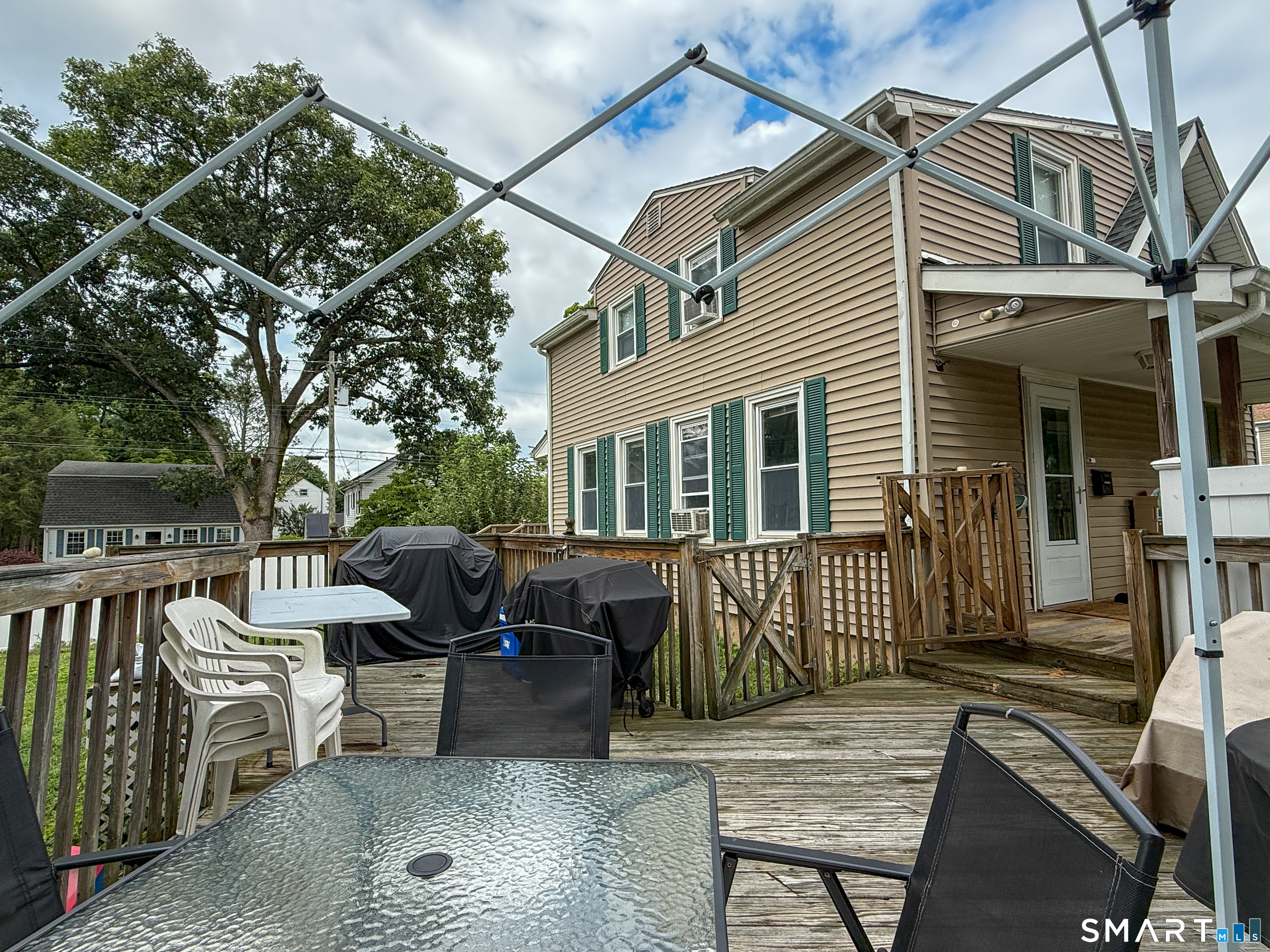 182 Elm North Street Property Photo 16