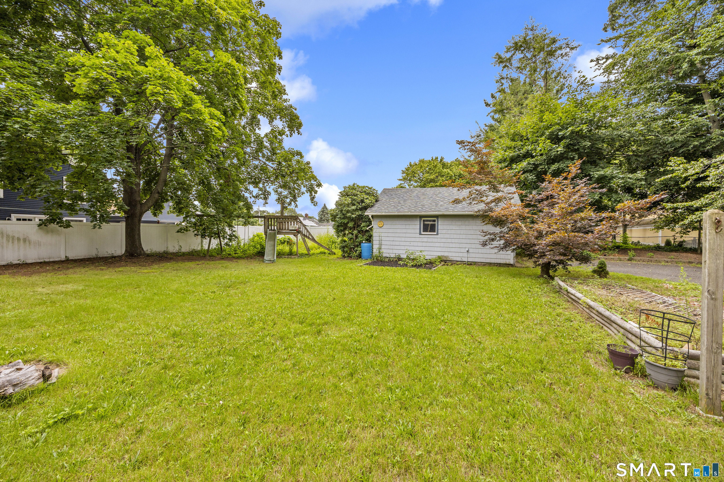 34 Clintonville Road Property Photo 3