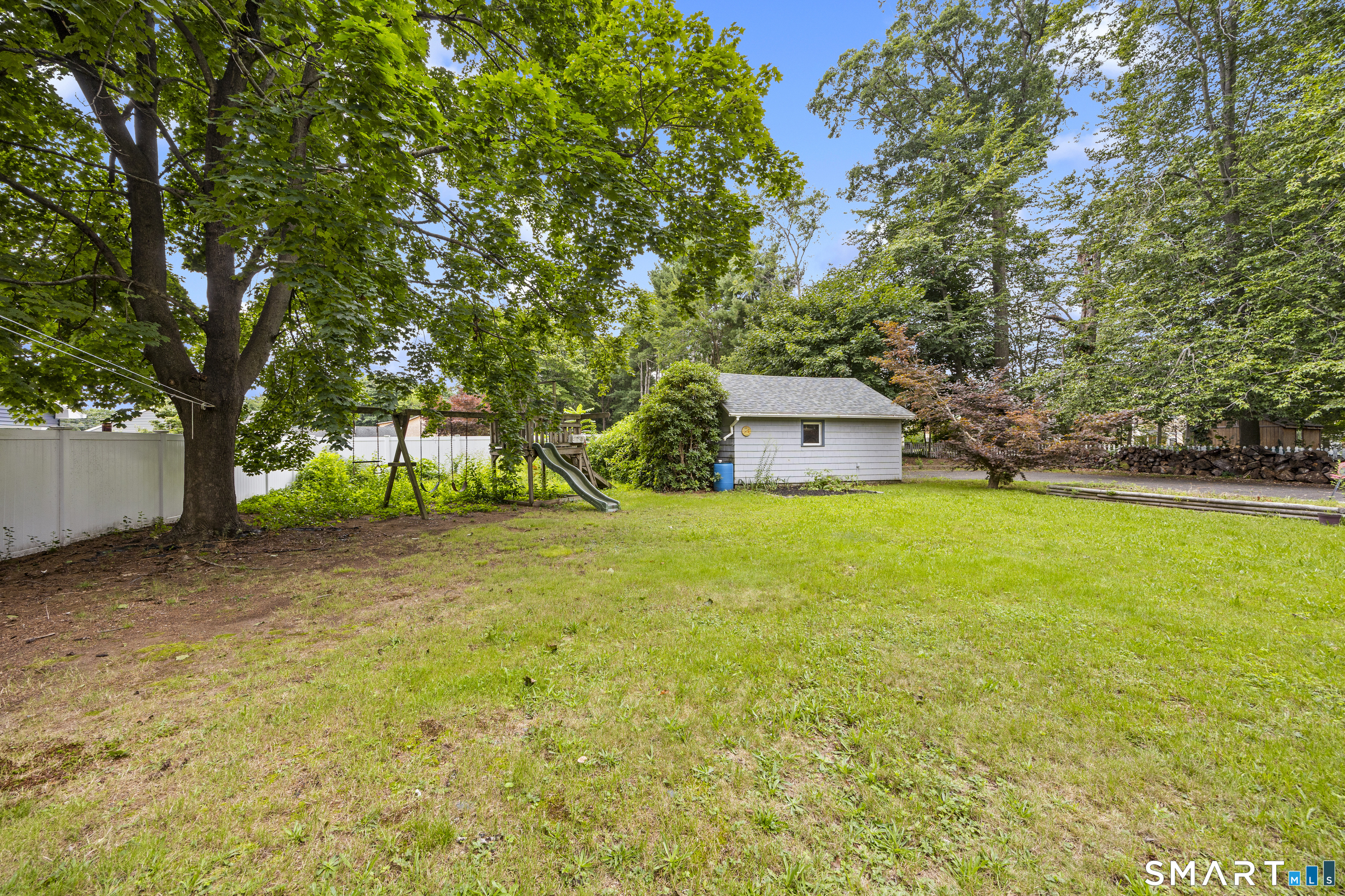 34 Clintonville Road Property Photo 37