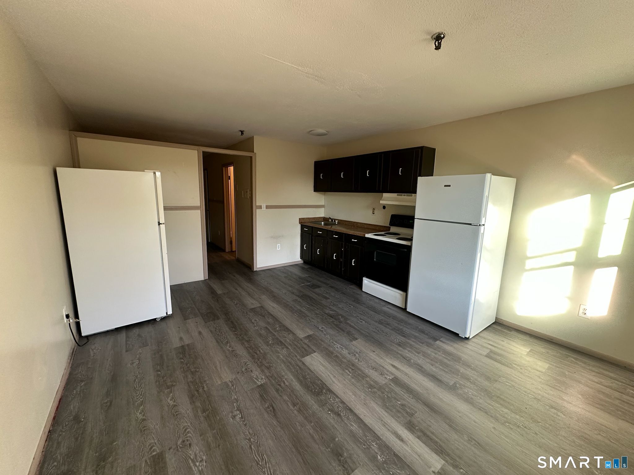 1660 Main East 1b Street Property Photo 19