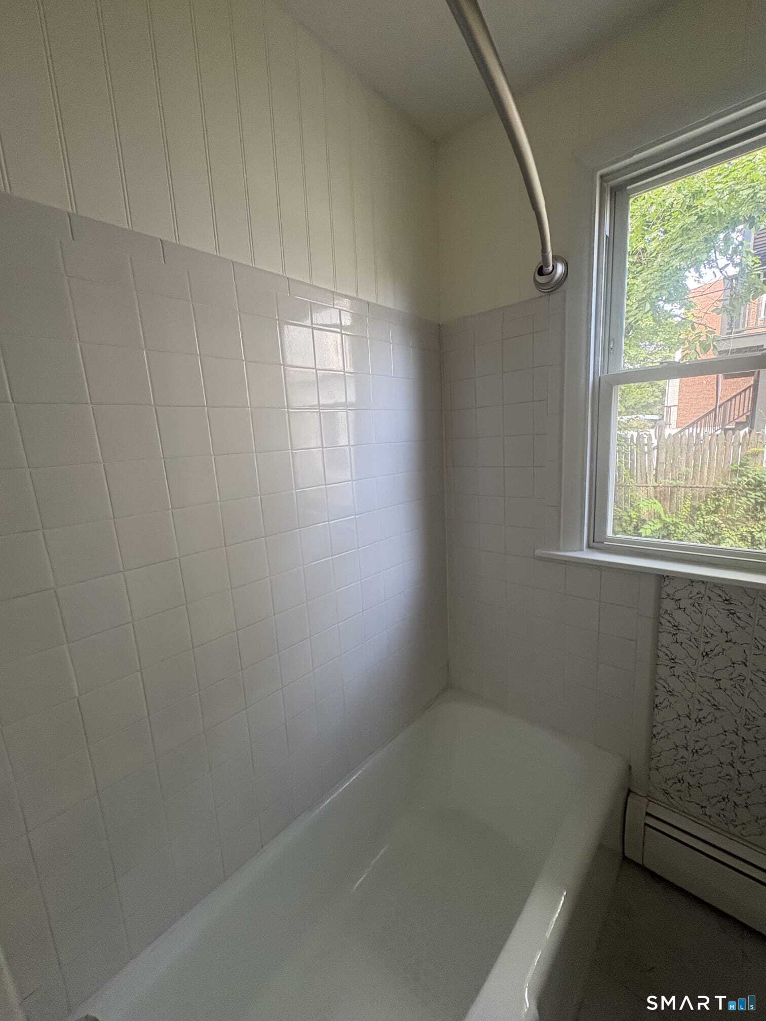 51 Lyon 1st Fl Street Property Photo 6