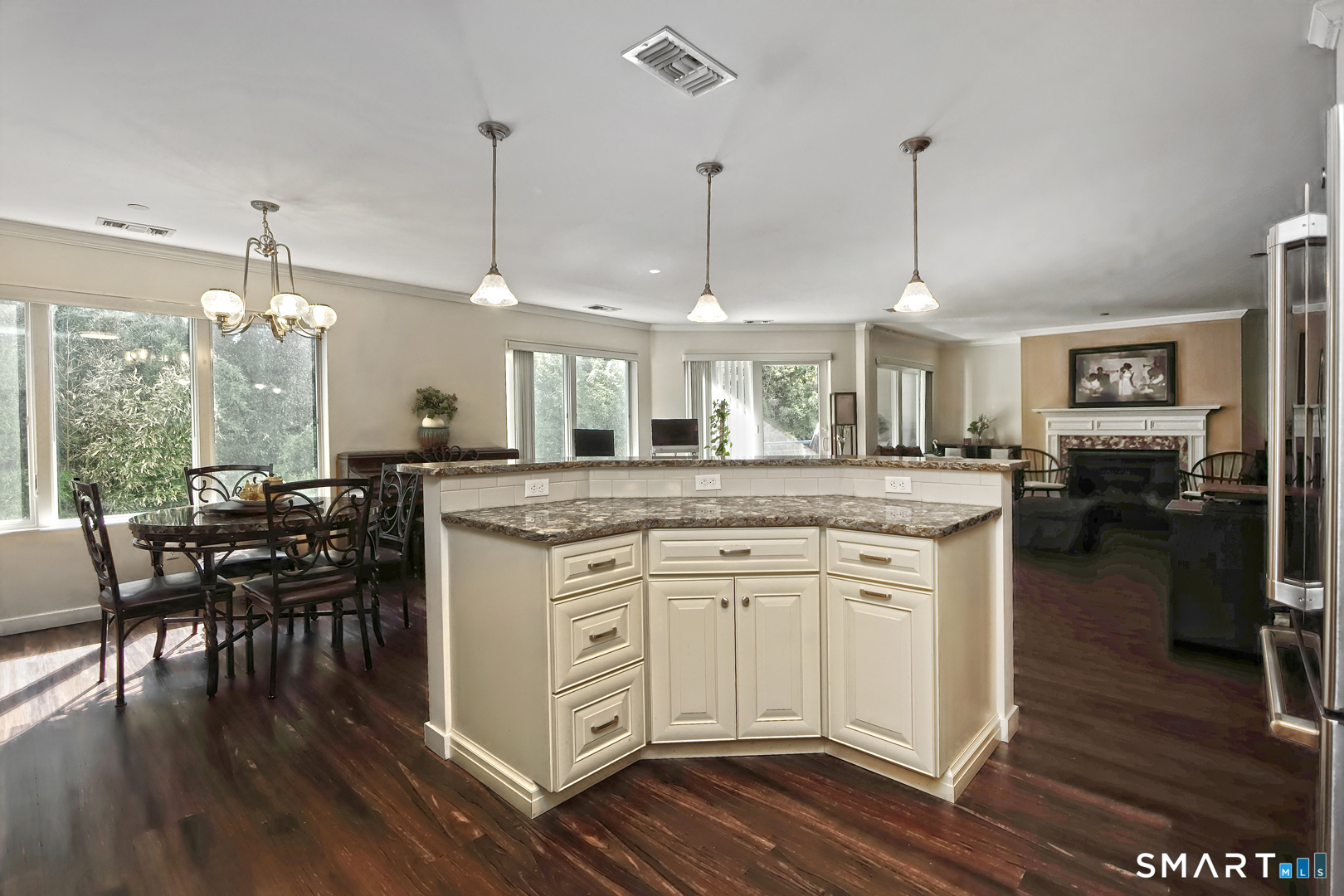 127 Harbour 127 Close Property Photo 14