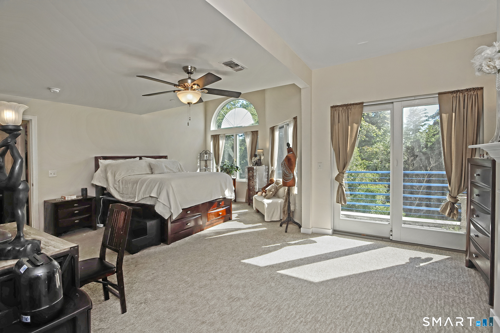 127 Harbour 127 Close Property Photo 34