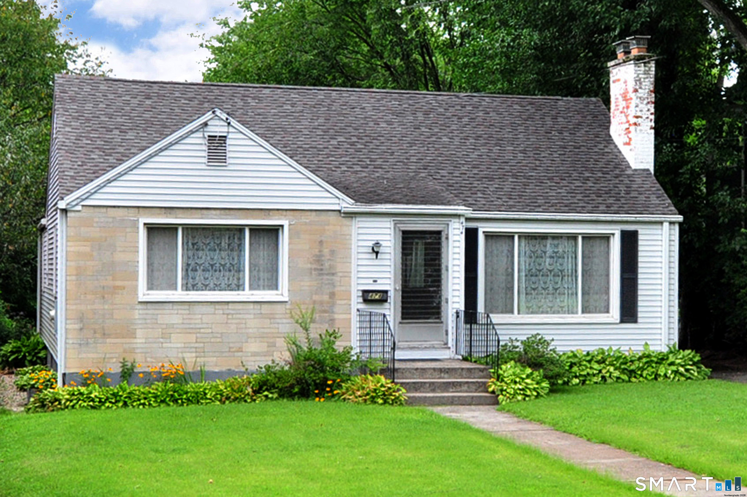 474 Fern Street Property Photo 1