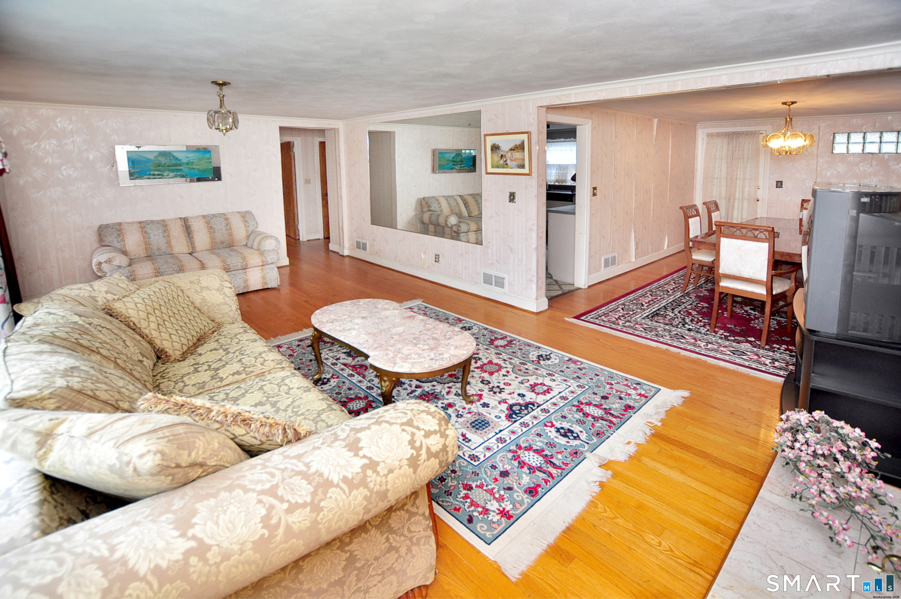 474 Fern Street Property Photo 7