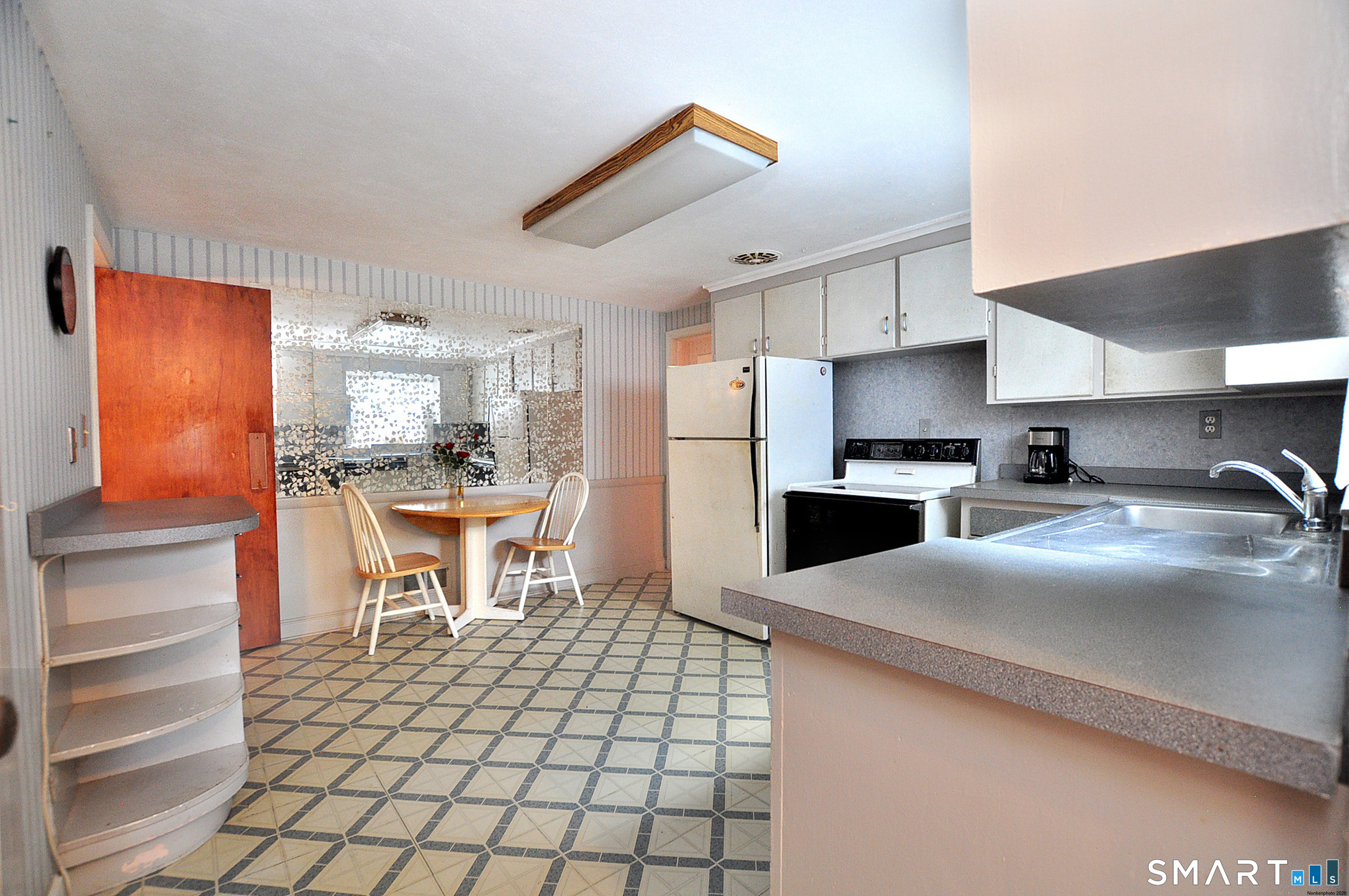 474 Fern Street Property Photo 15