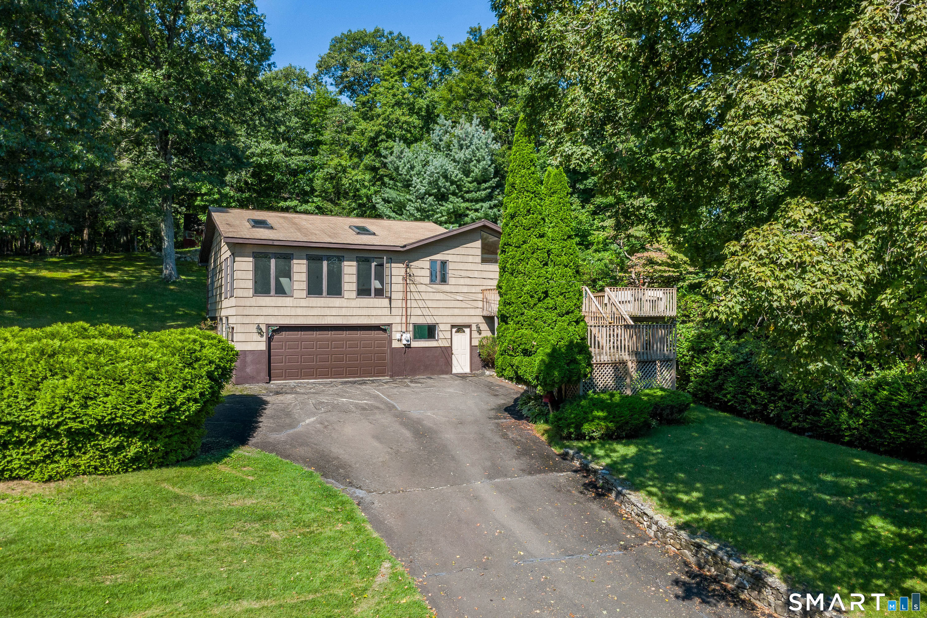 1 Hayestown Heights Property Photo 1