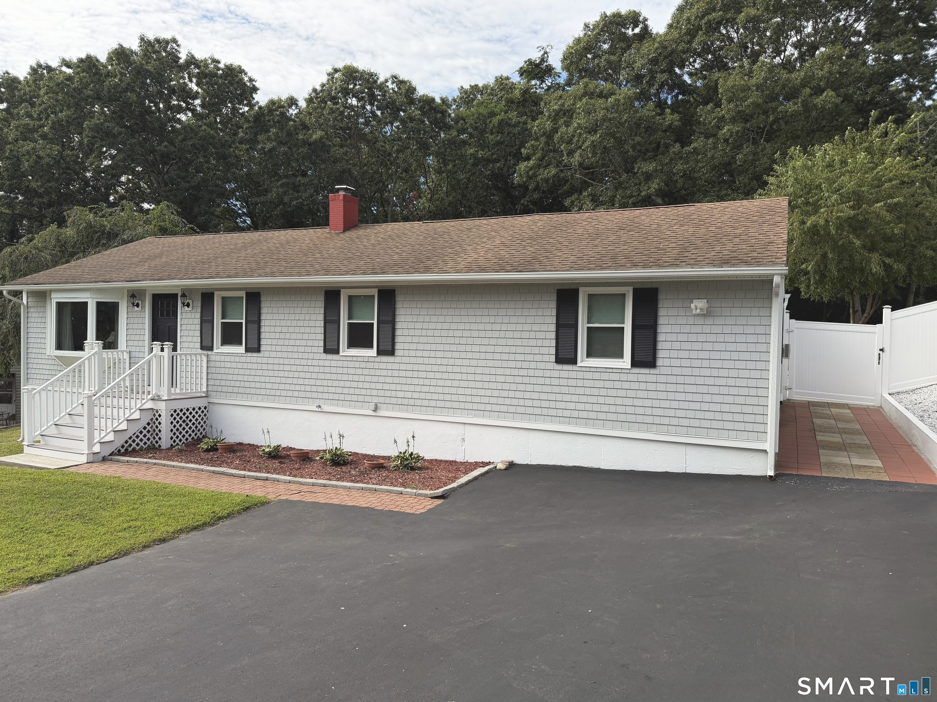 29 Blueberry Hill Road Property Photo 6