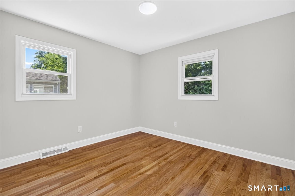 62 Pearson Avenue Property Photo 12