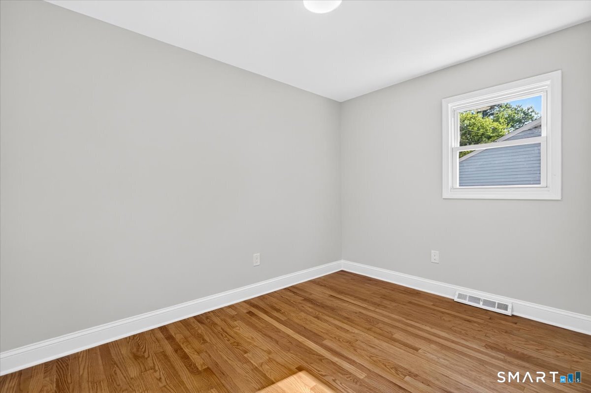 62 Pearson Avenue Property Photo 16