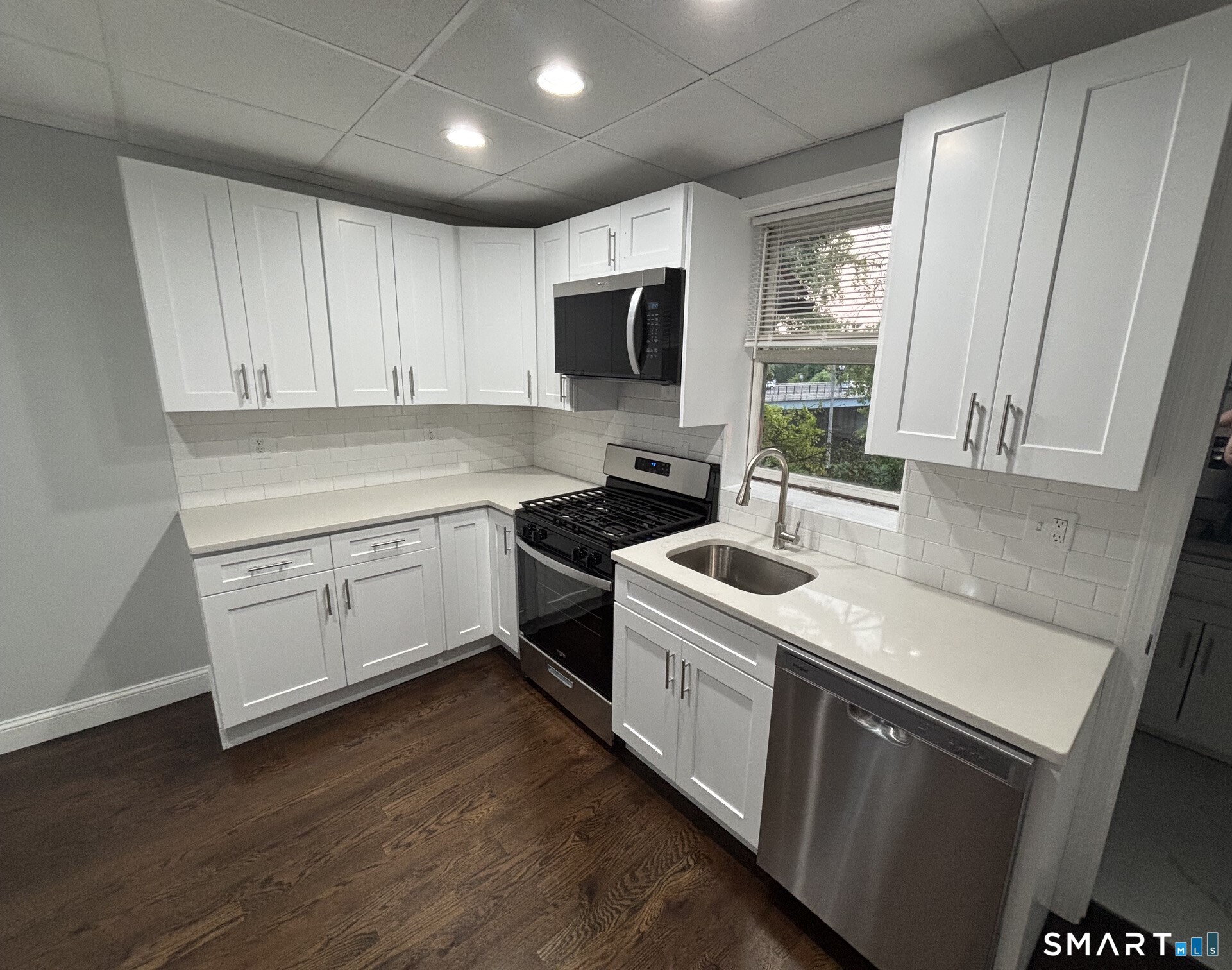 110 Derby Avenue Property Photo 3