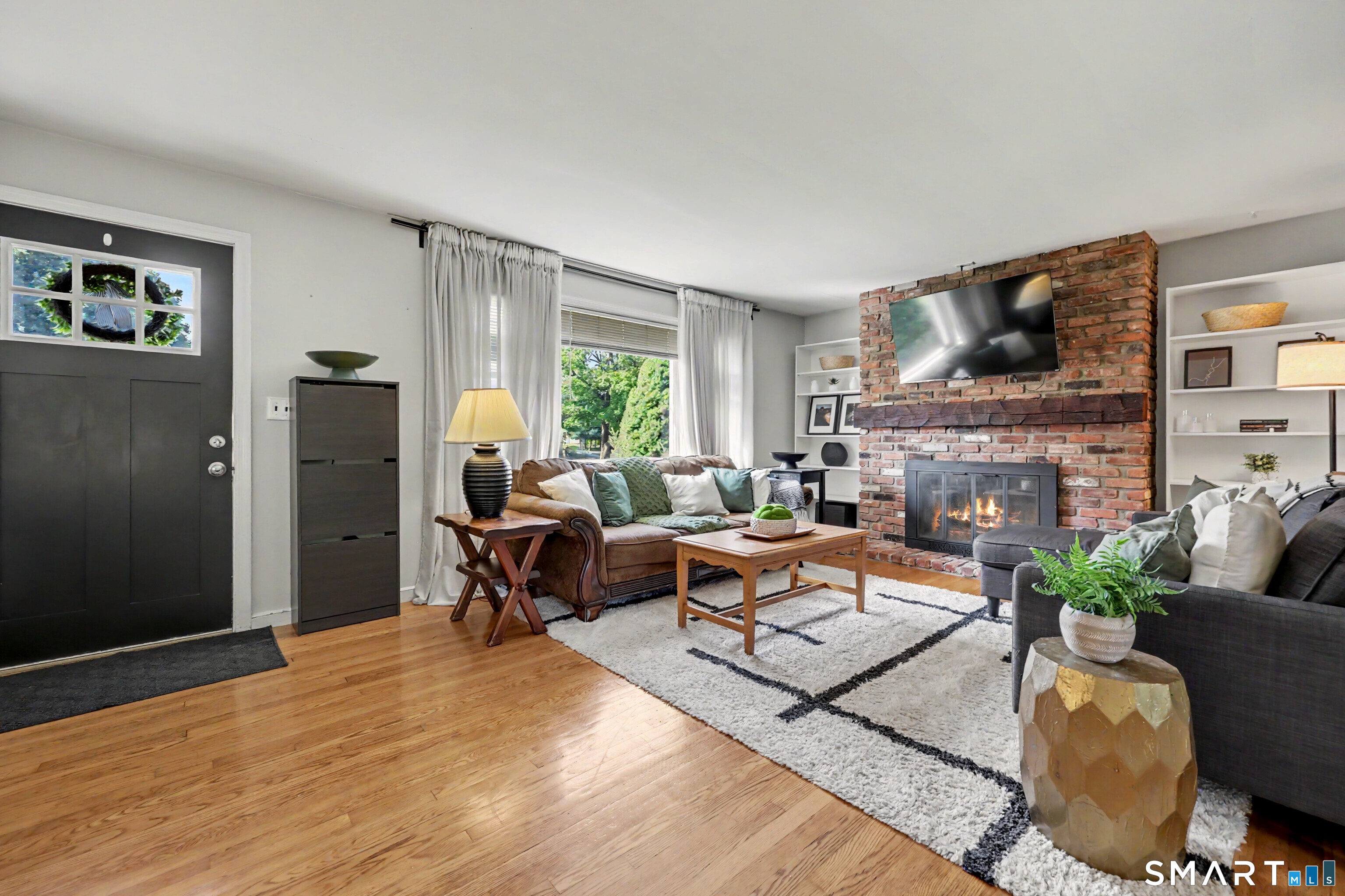12 Hillview Avenue Property Photo 7
