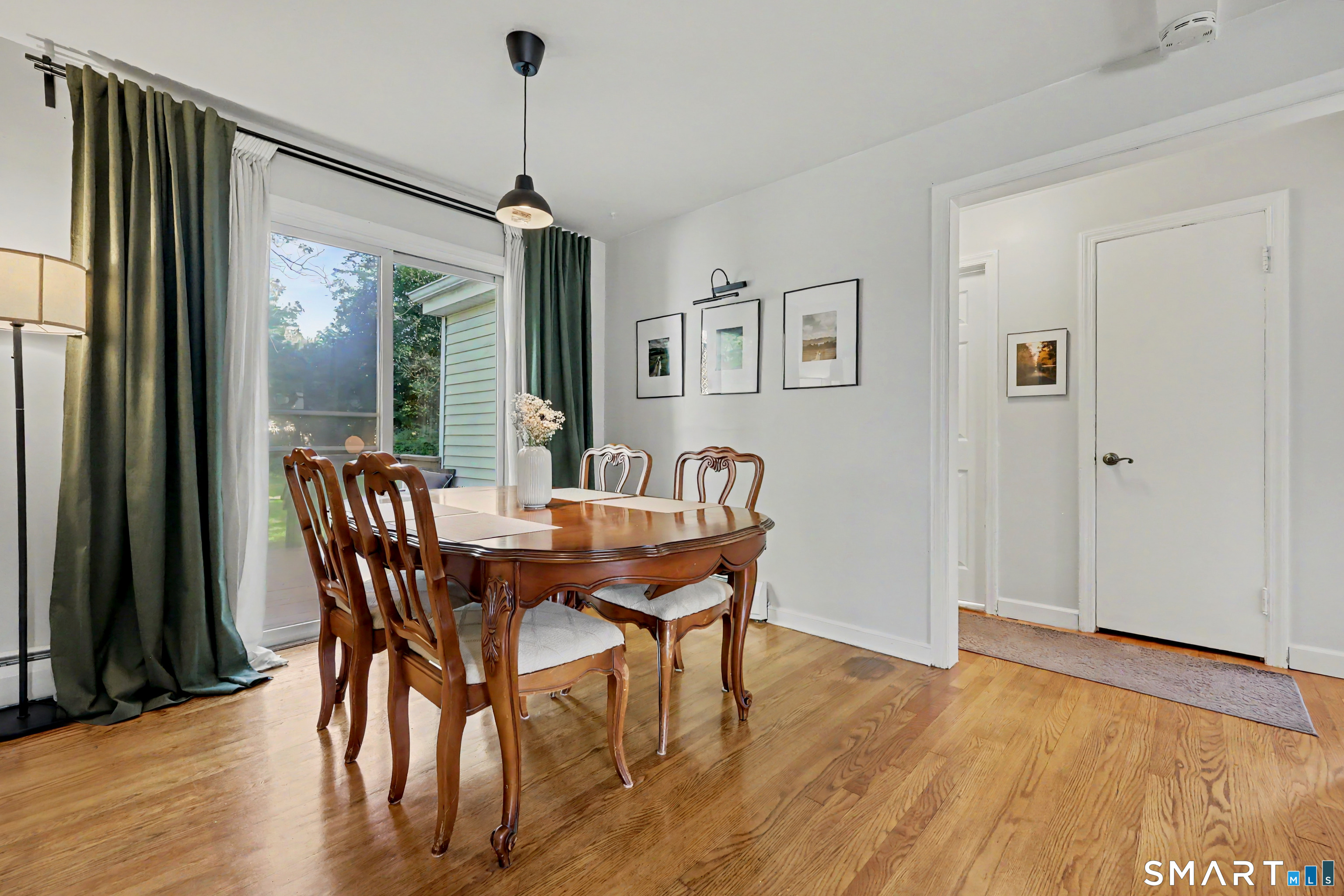 12 Hillview Avenue Property Photo 10