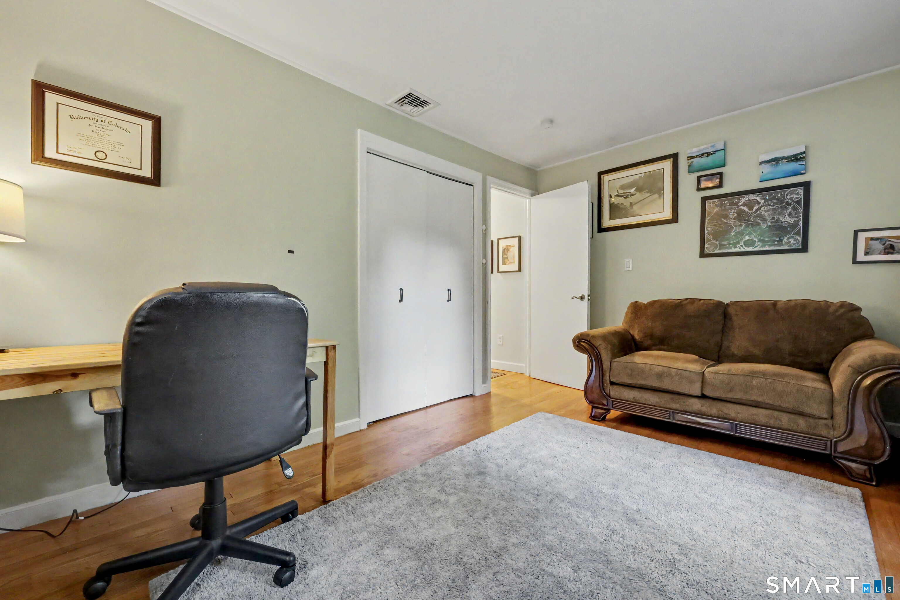 12 Hillview Avenue Property Photo 21