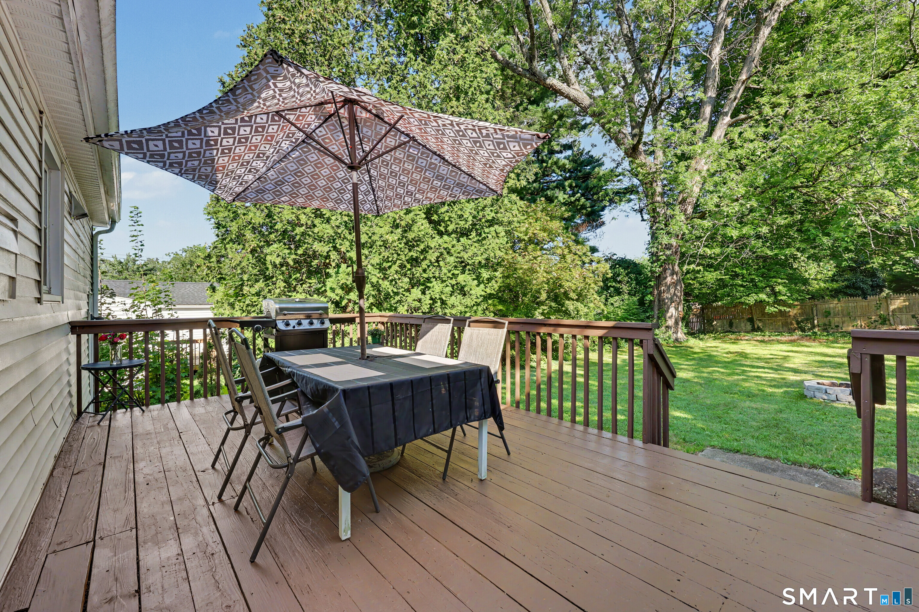 12 Hillview Avenue Property Photo 24