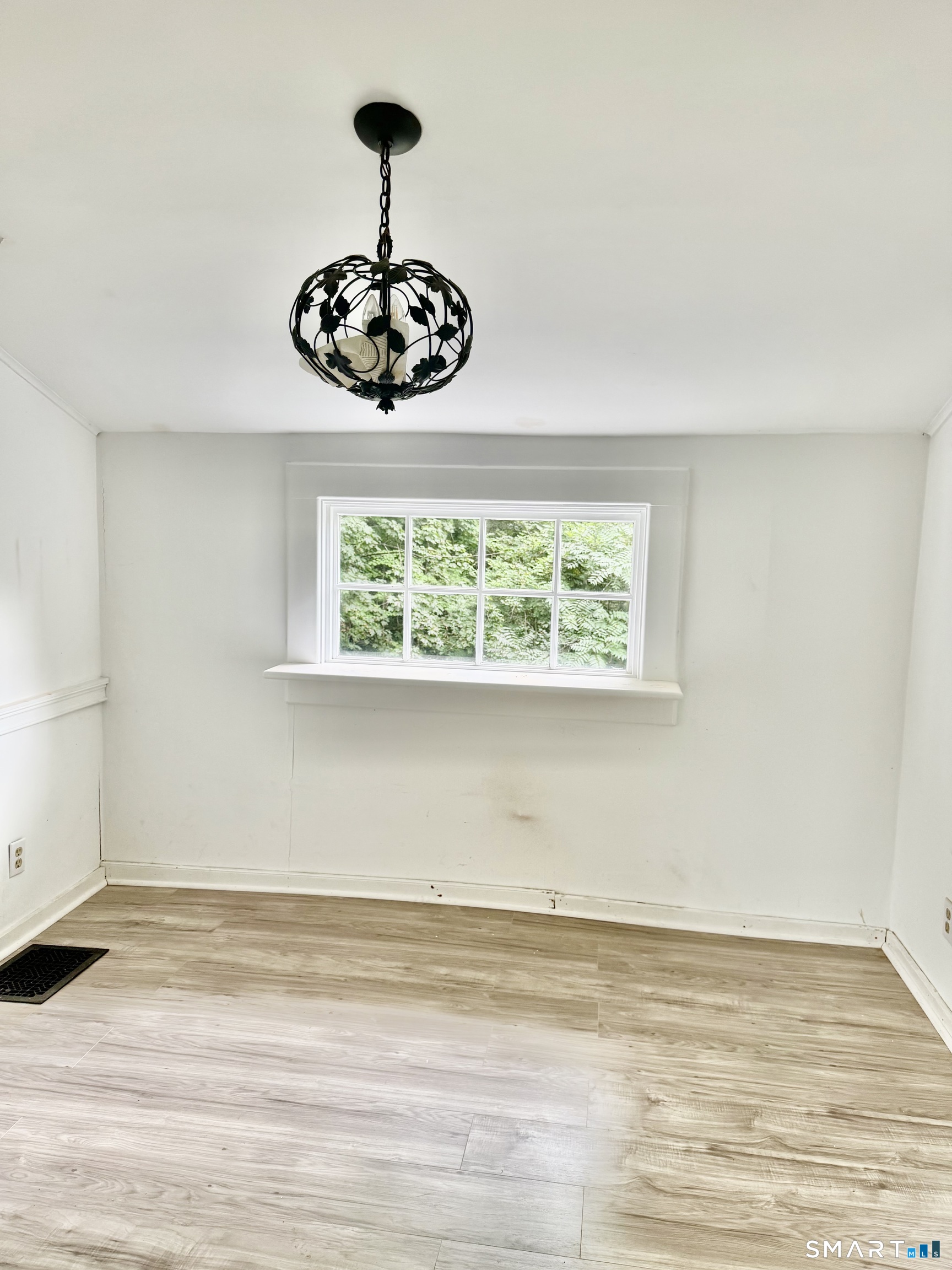 856 Boston Post Road Property Photo 3