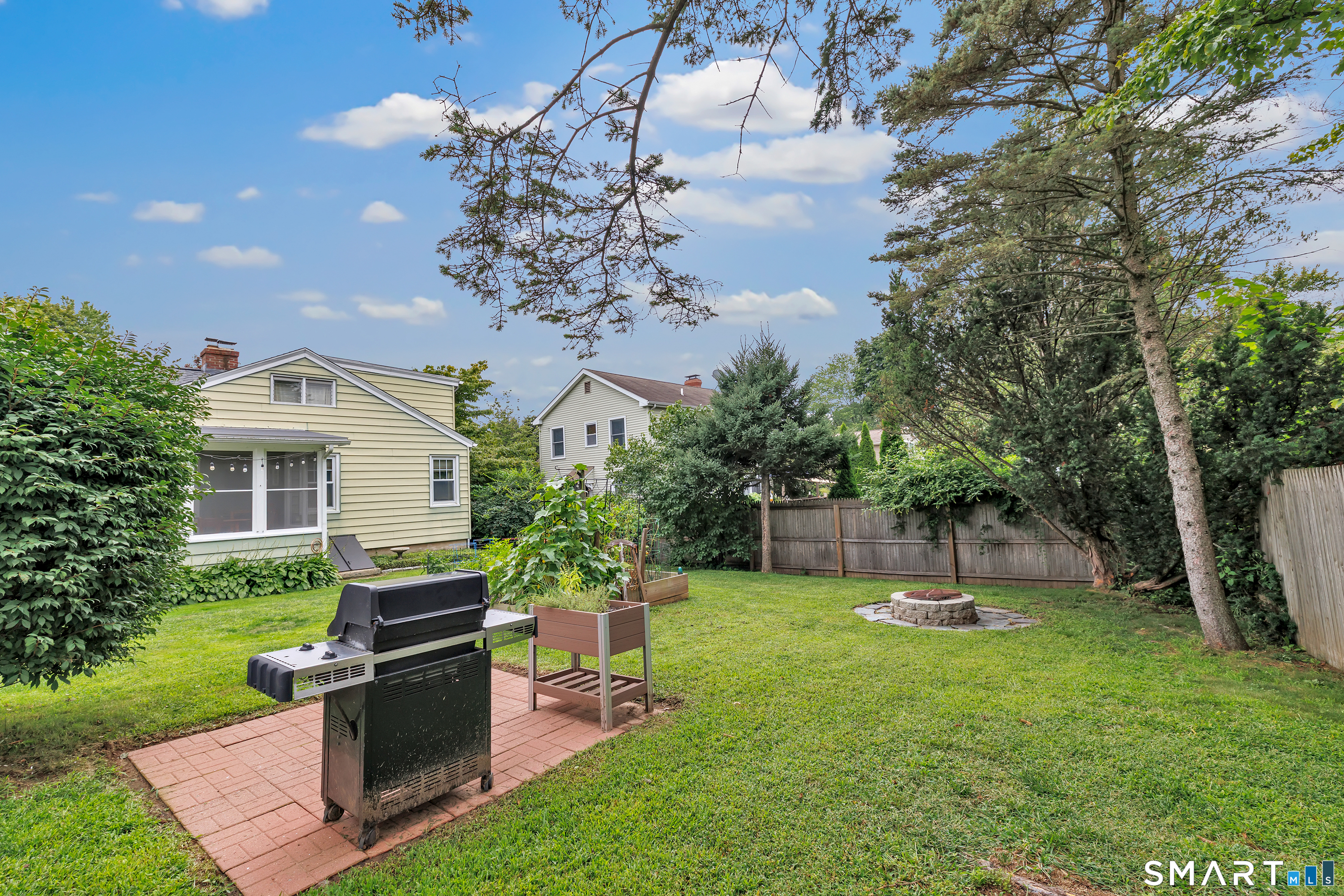 76 Newton Street Property Photo 8