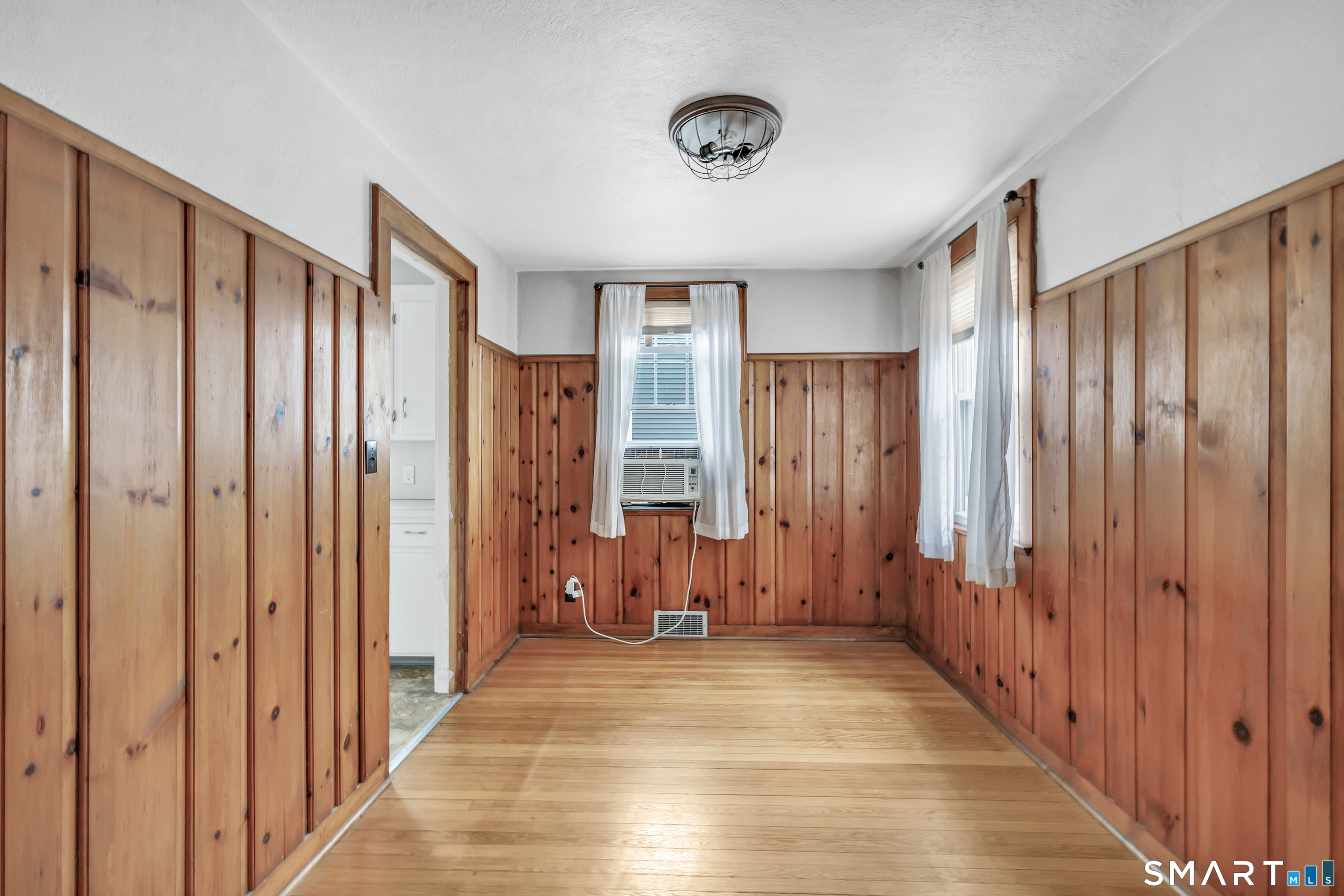 76 Newton Street Property Photo 16