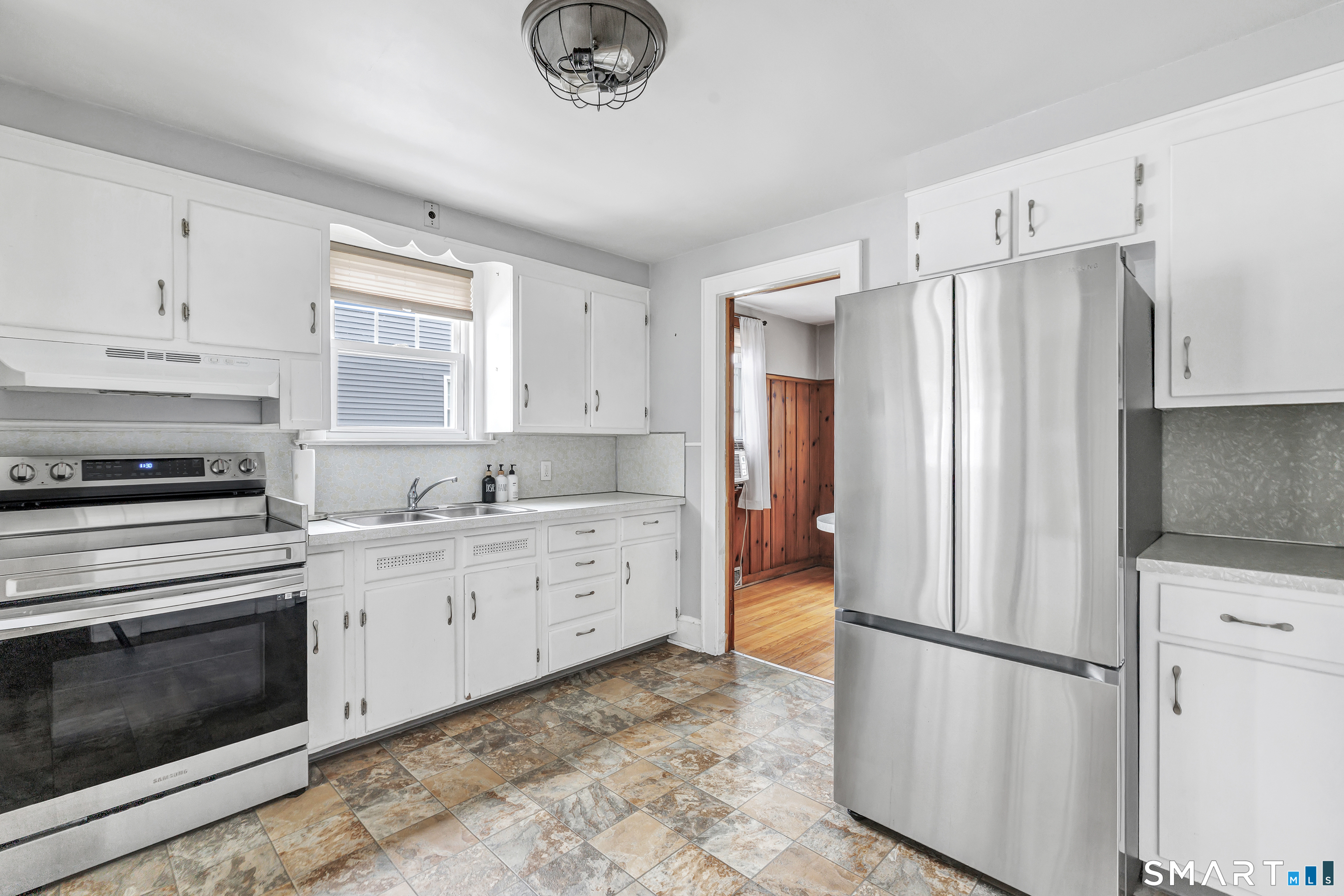 76 Newton Street Property Photo 19