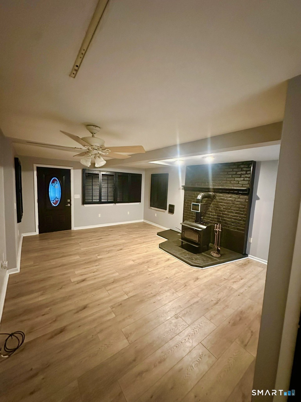 51 Cliff North Street Property Photo 4