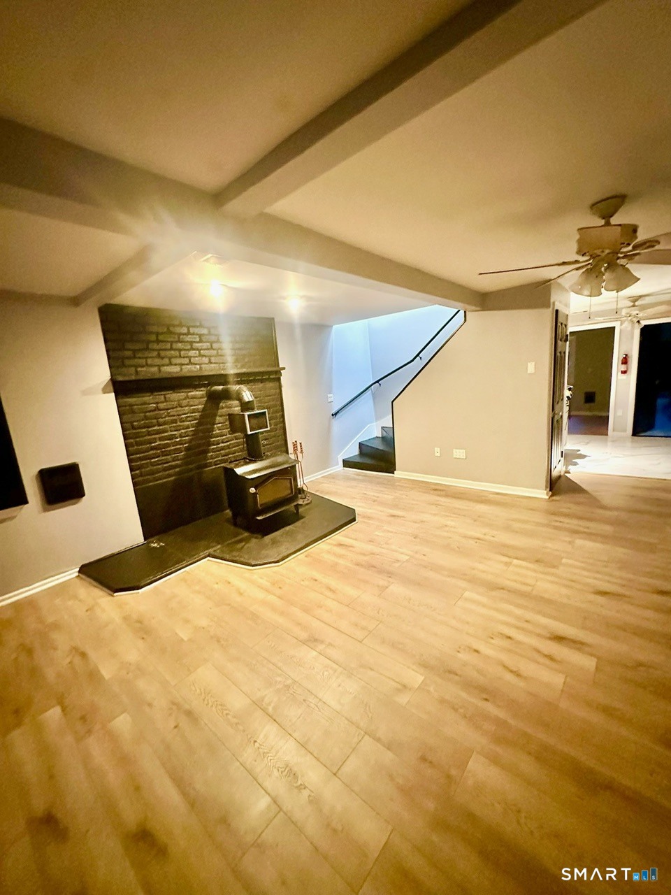 51 Cliff North Street Property Photo 6