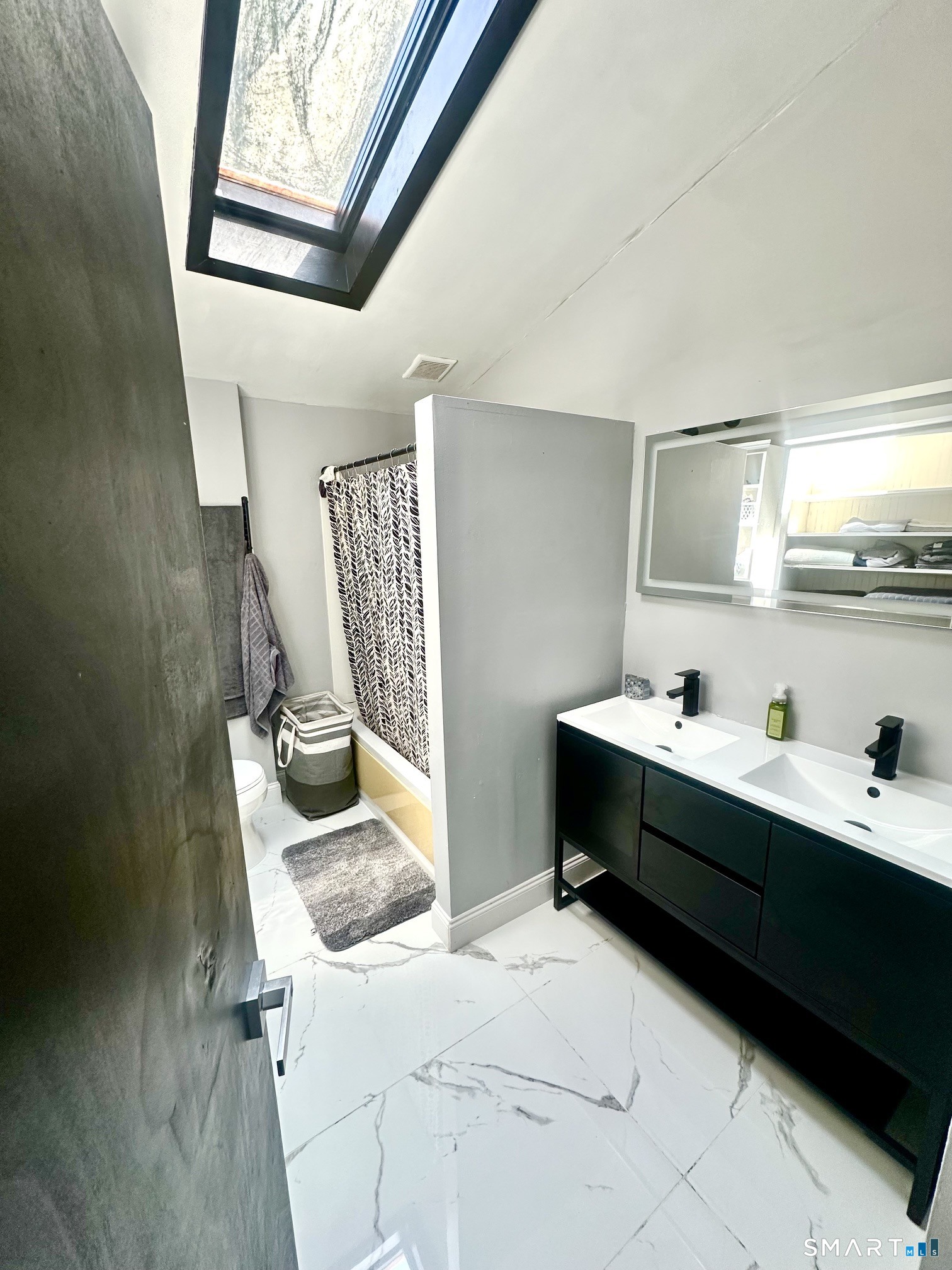 51 Cliff North Street Property Photo 12