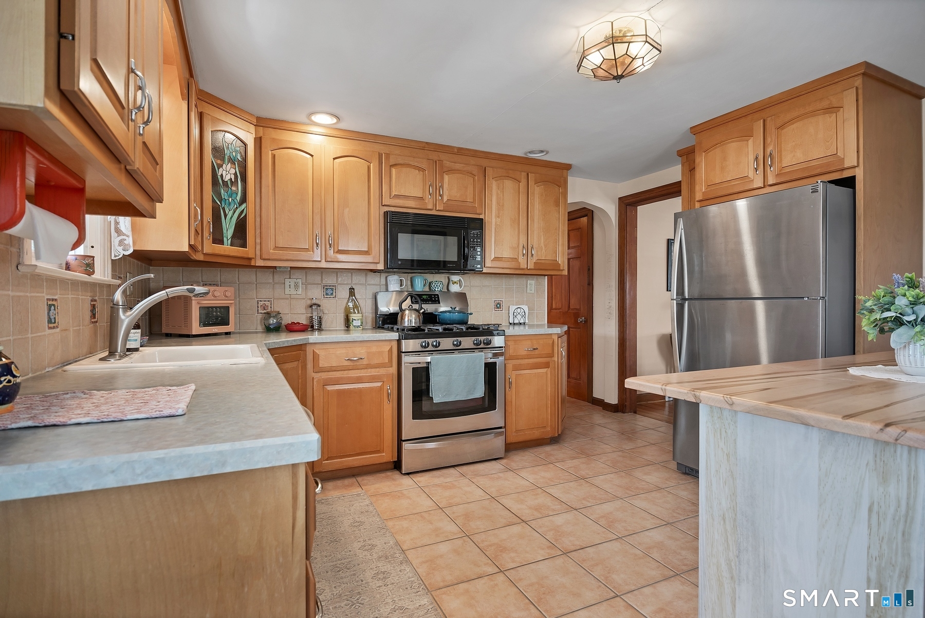 24 Russell Street Property Photo 8