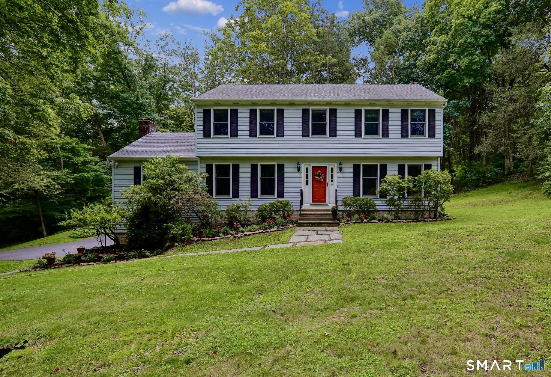 41 Colonial Ridge Drive Property Photo 1