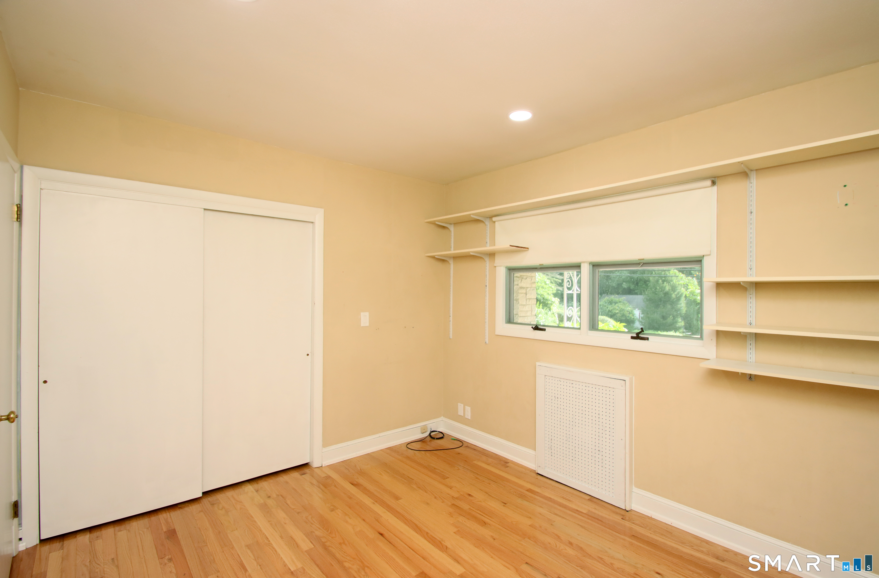 85 Center Street Property Photo 16