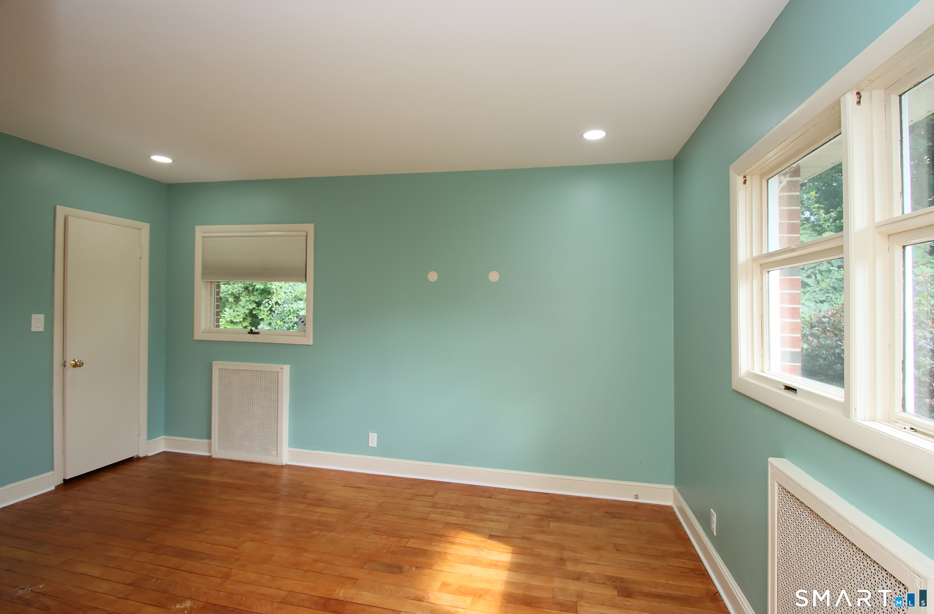 85 Center Street Property Photo 18
