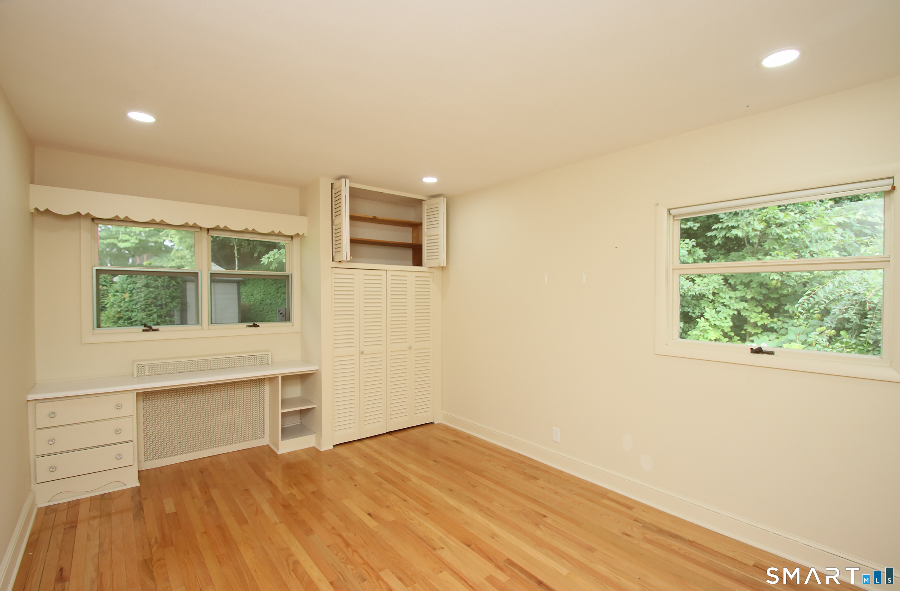 85 Center Street Property Photo 20