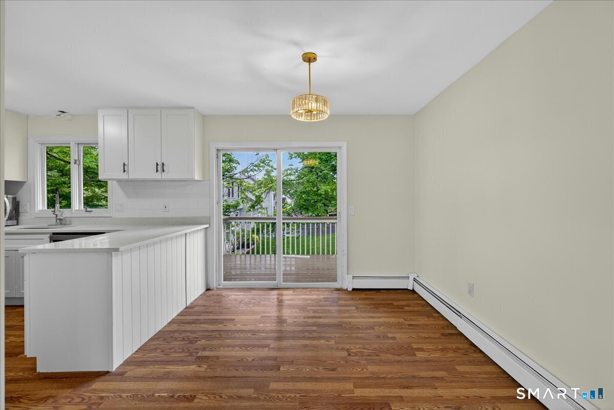 492 Long Hill Road Property Photo 4