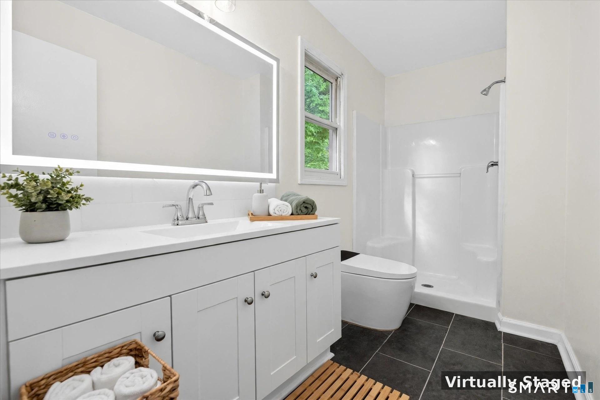 492 Long Hill Road Property Photo 14