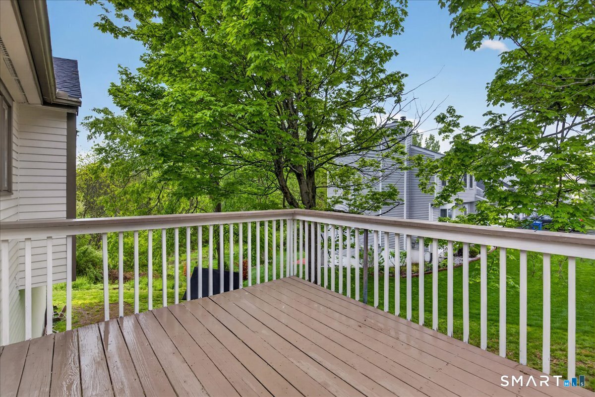 492 Long Hill Road Property Photo 22
