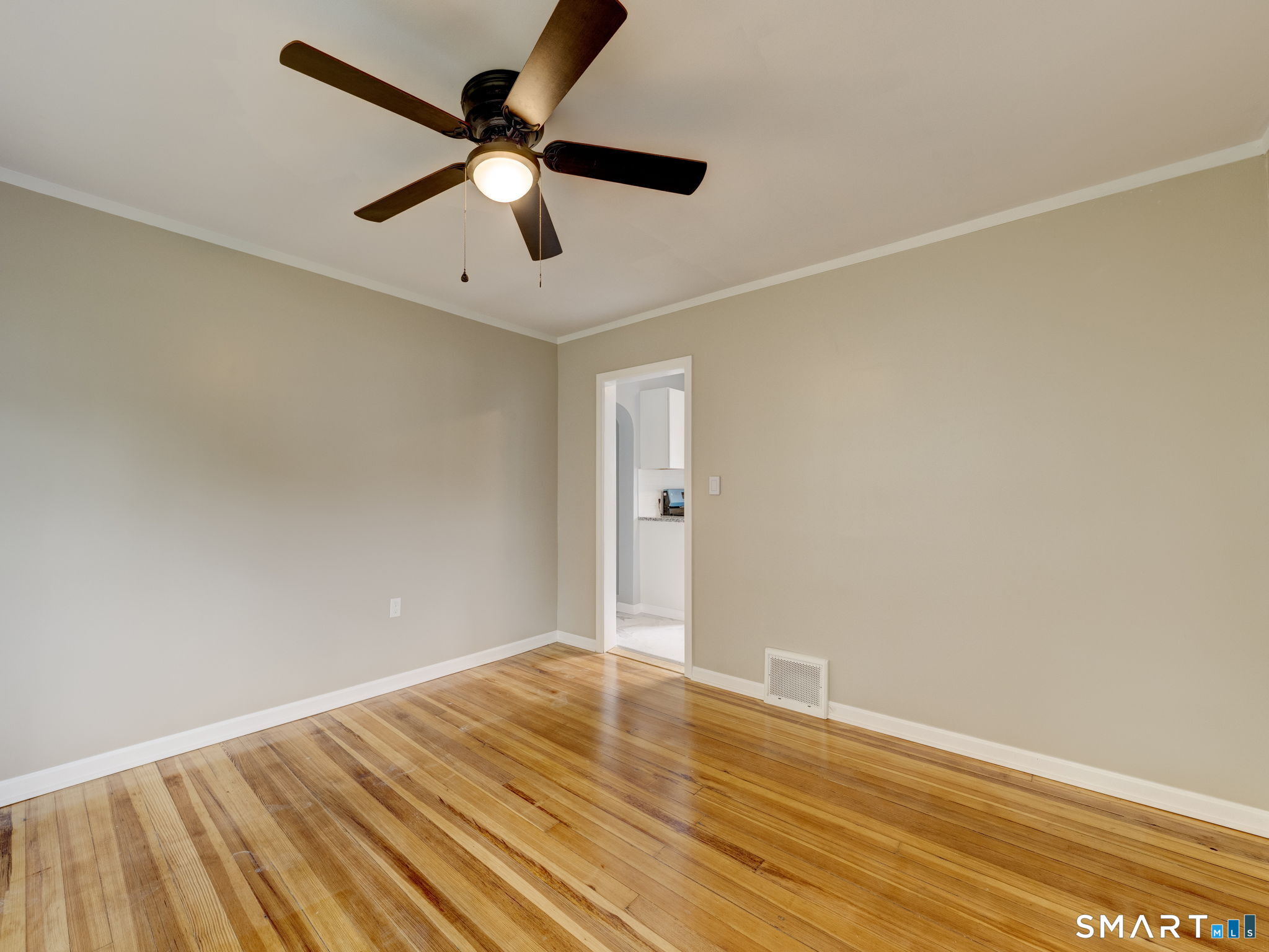 67 Putnam Street Property Photo 6