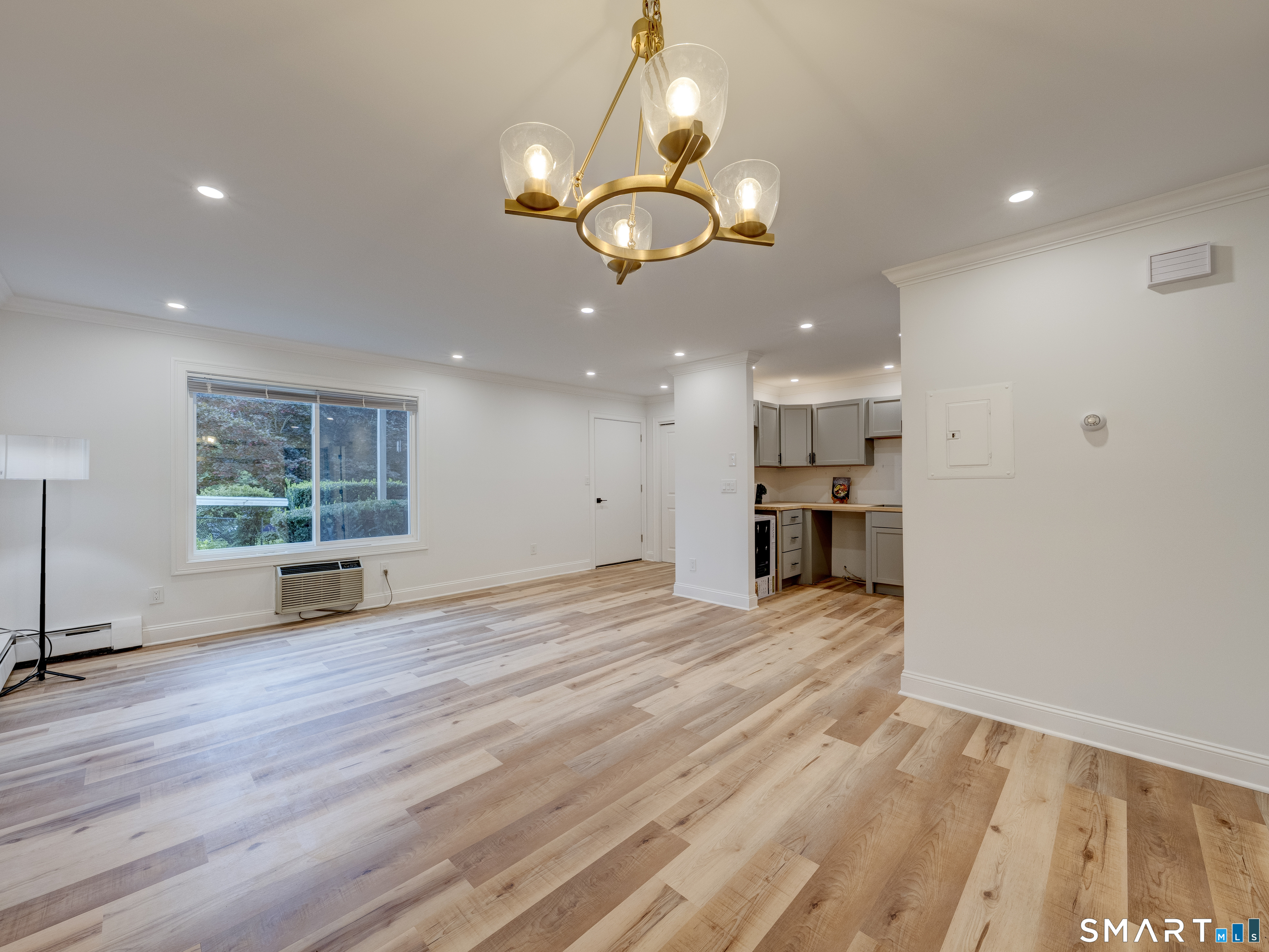 443 Mitchell East 443 Avenue Property Photo 11