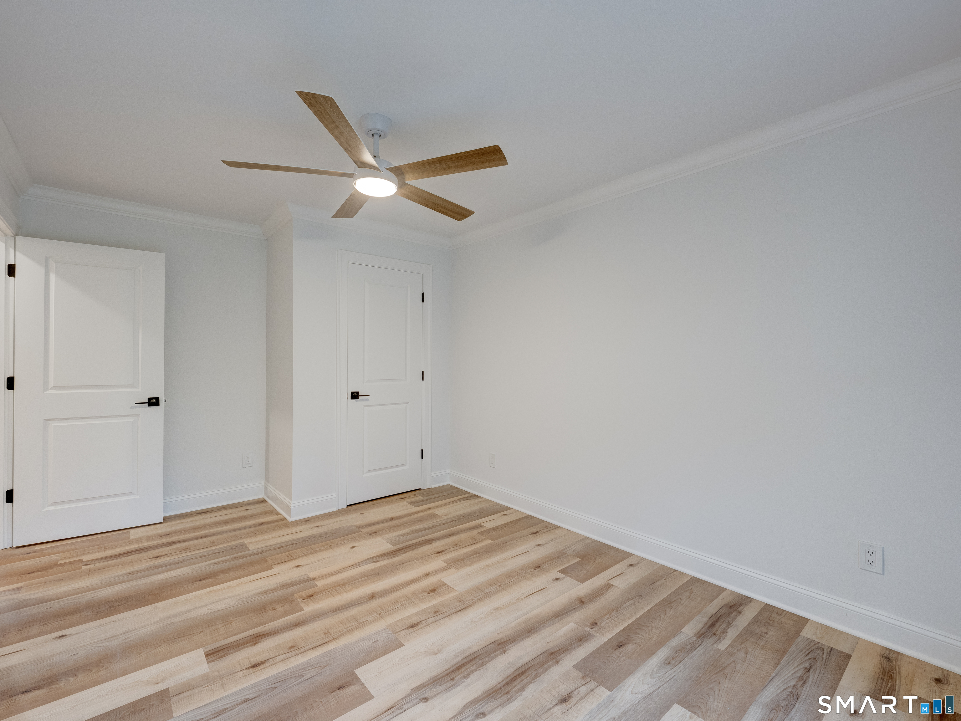 443 Mitchell East 443 Avenue Property Photo 20