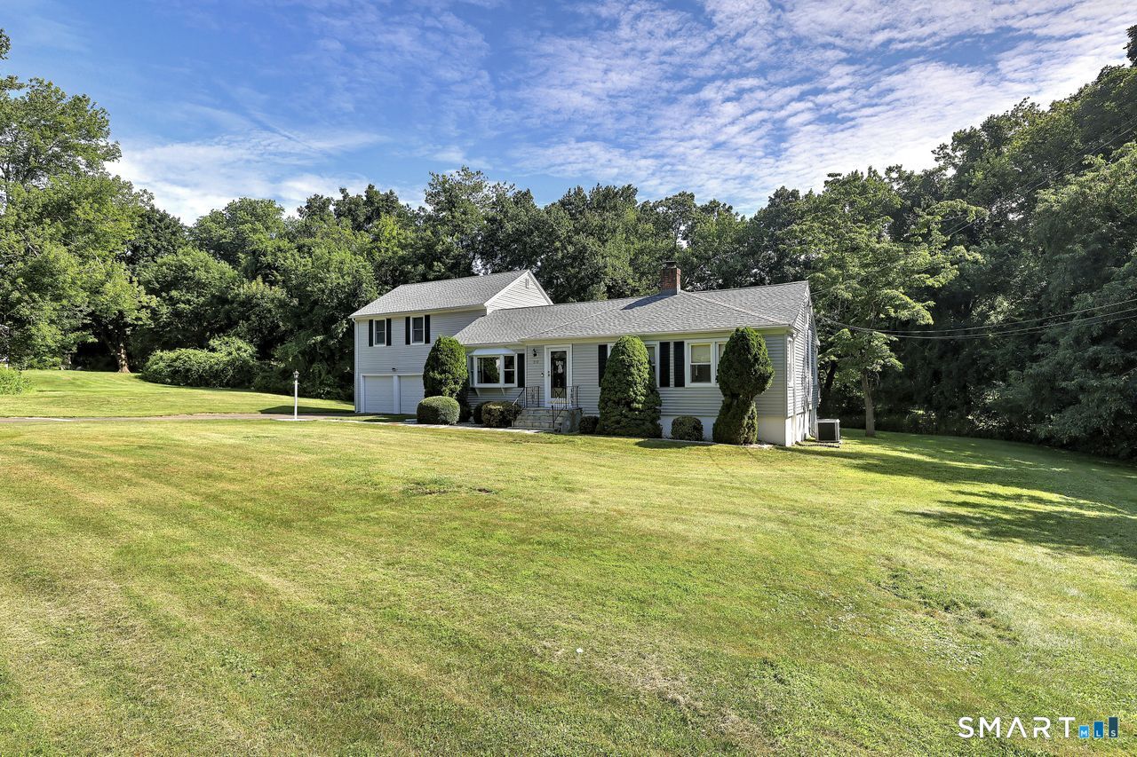 519 Ferry Road Property Photo 2