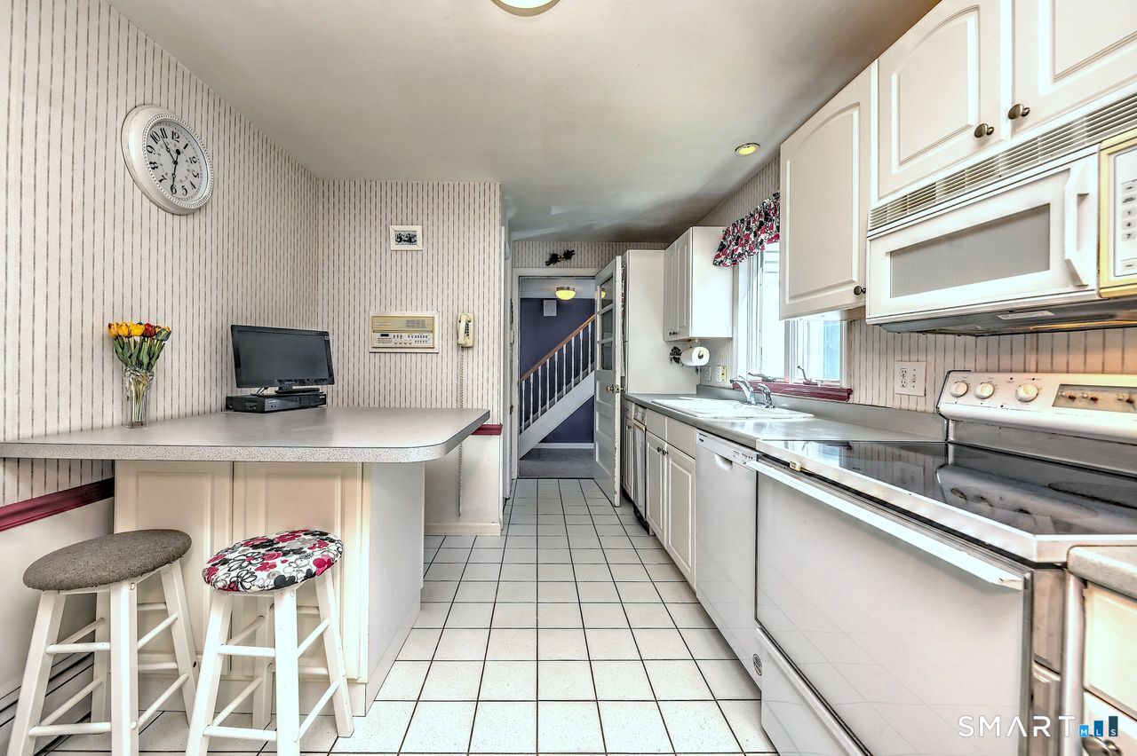 519 Ferry Road Property Photo 10