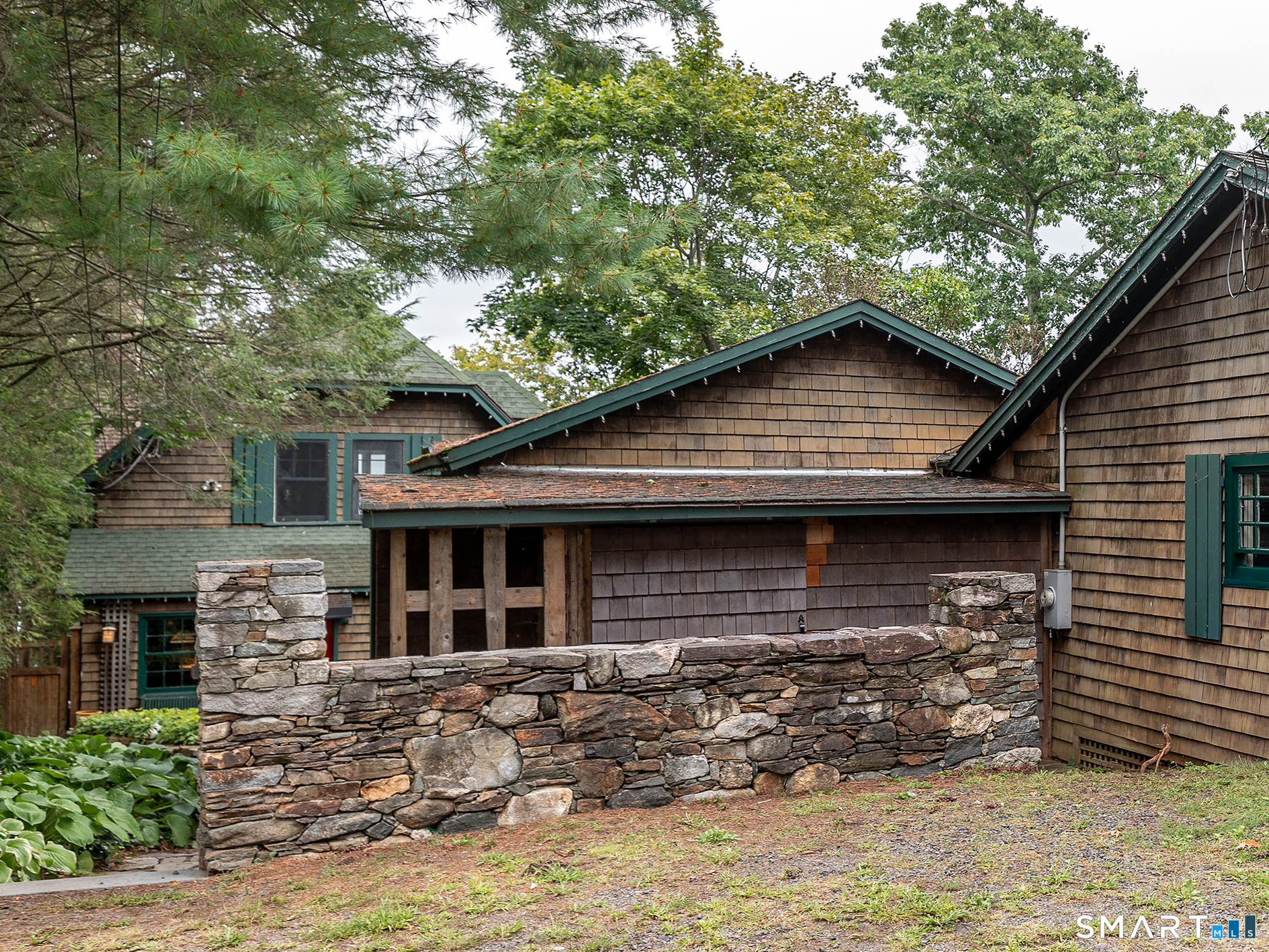 144 Island Trail Property Photo 4