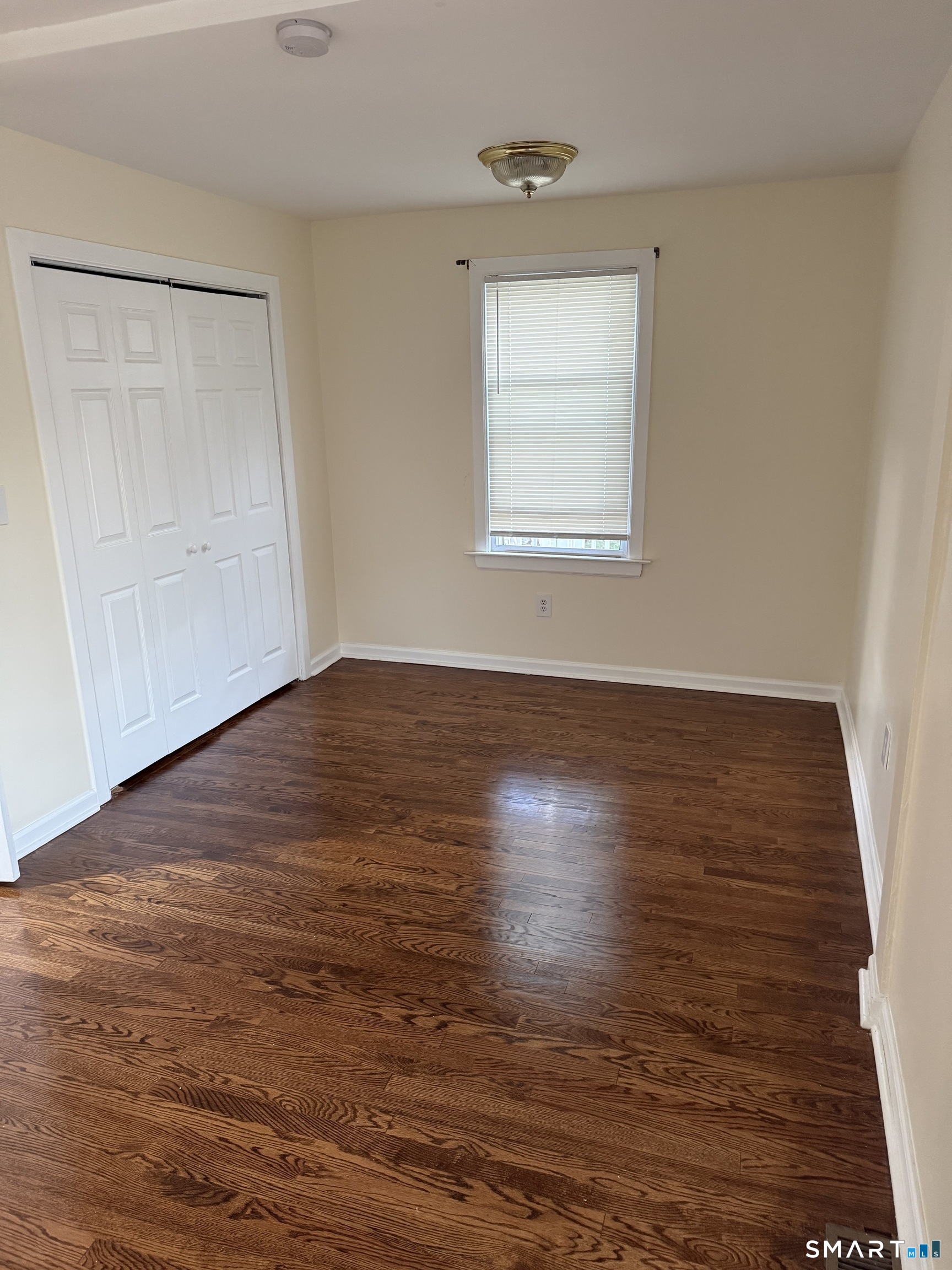 24201486 Property Photo 6