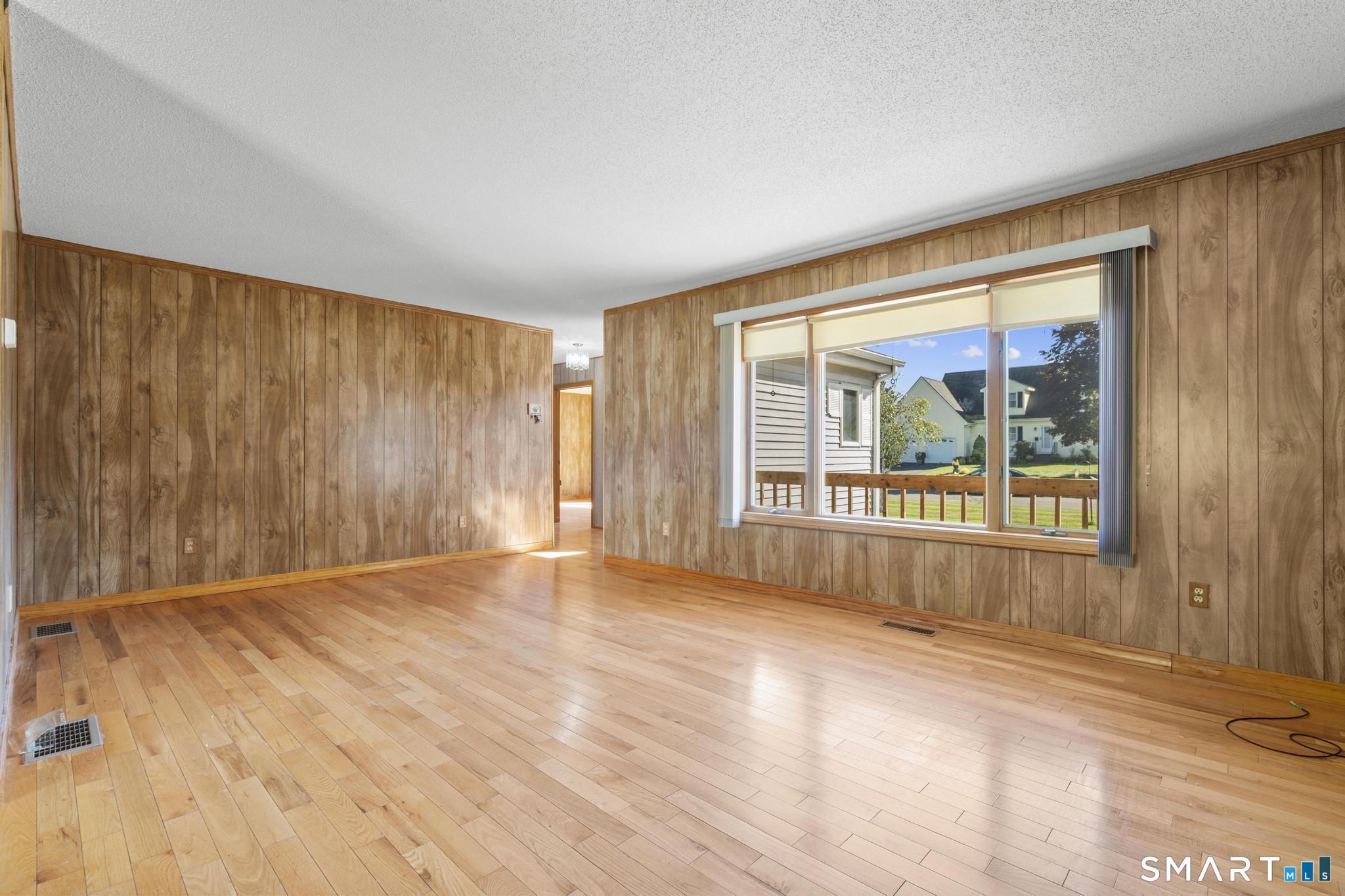 75 Allston Road Property Photo 5