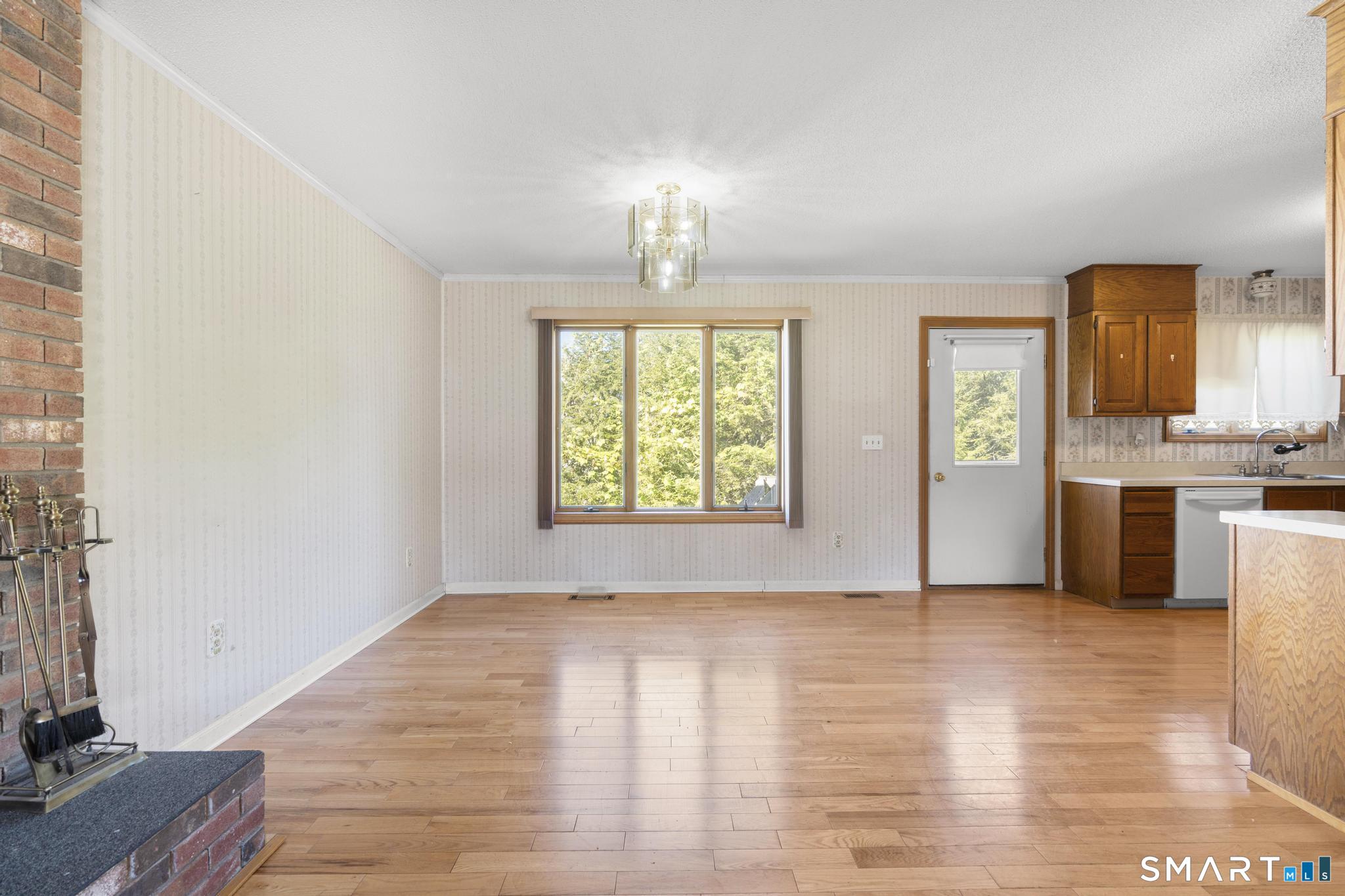 75 Allston Road Property Photo 8