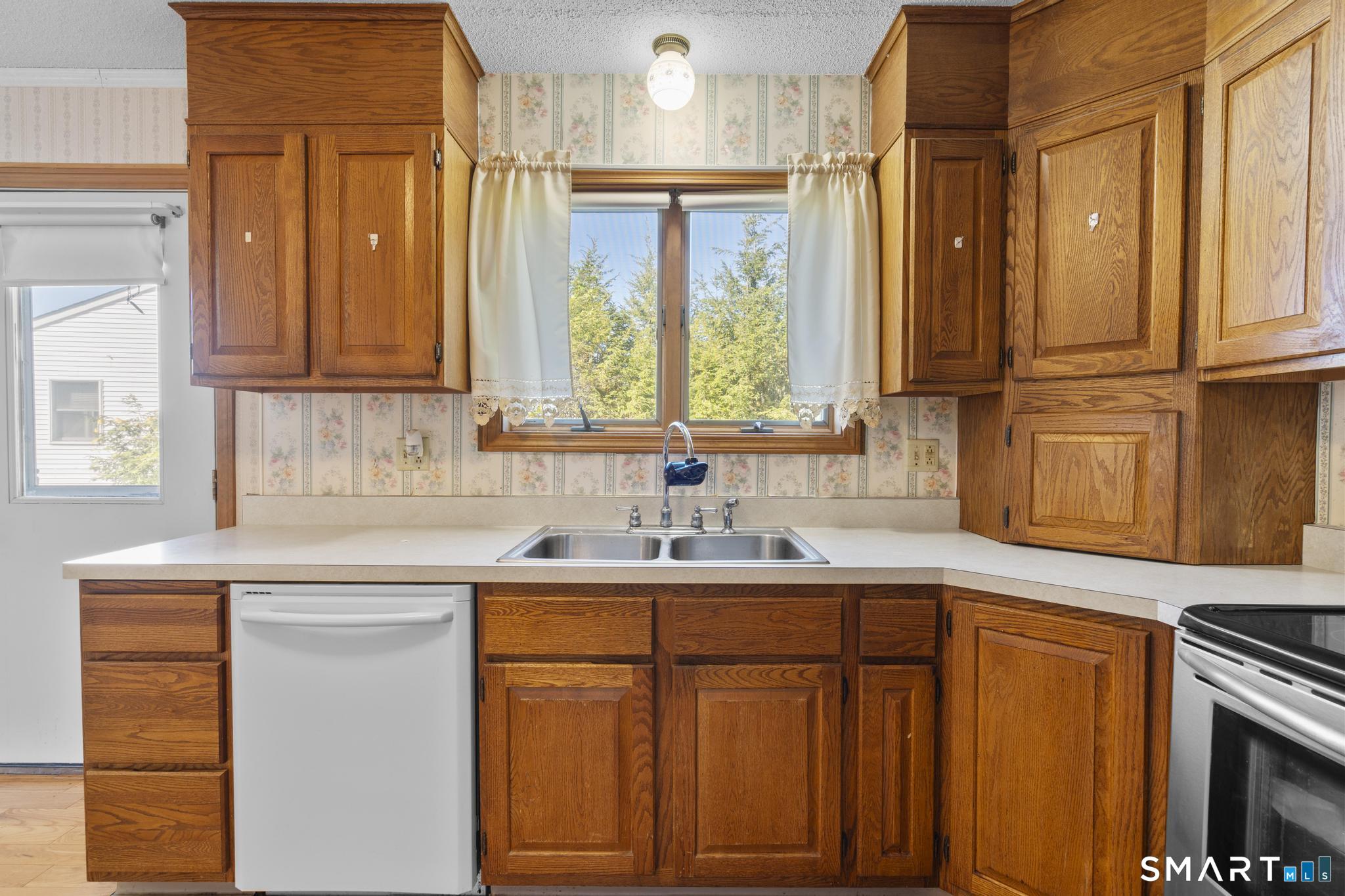 75 Allston Road Property Photo 15