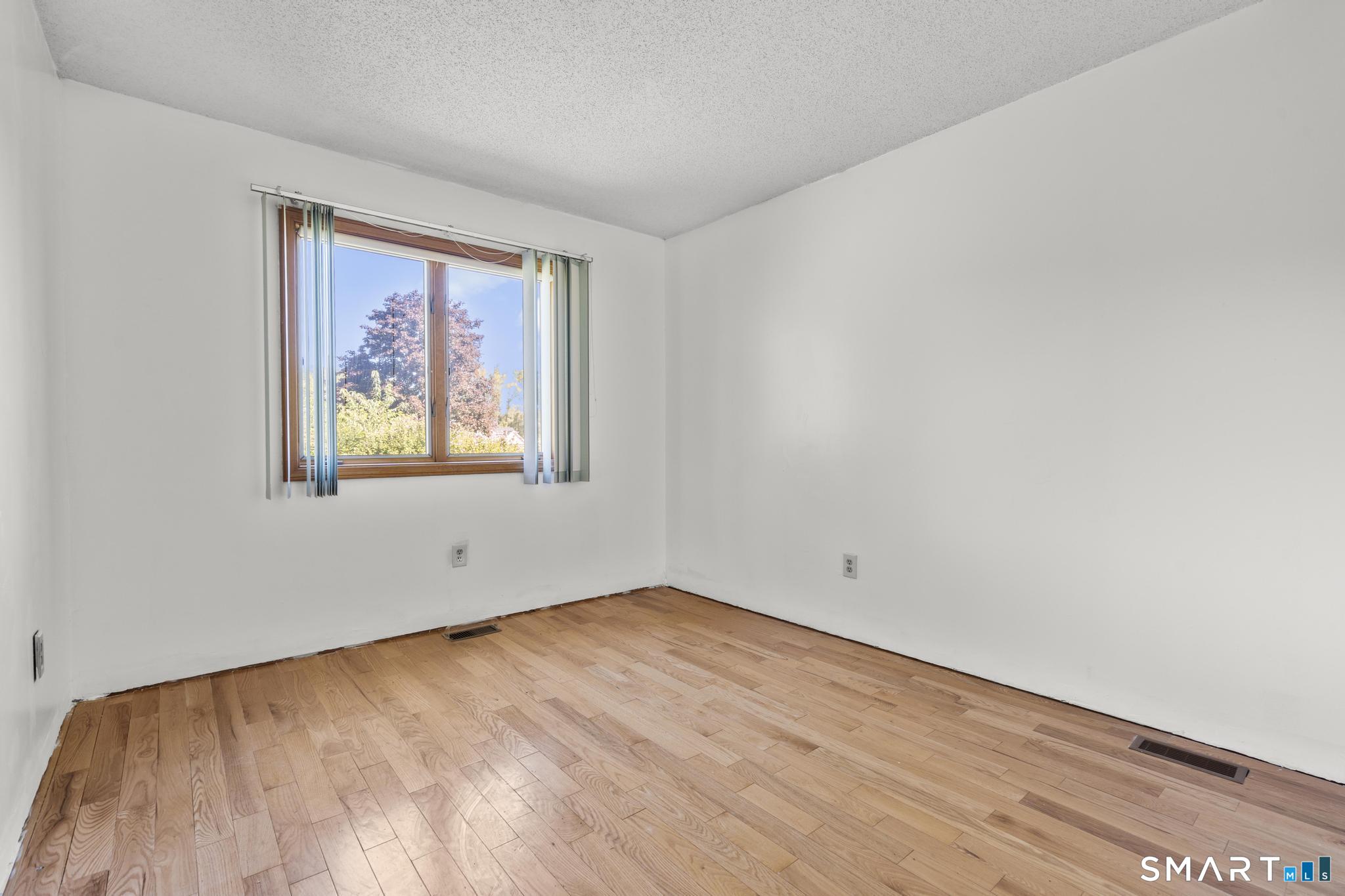 75 Allston Road Property Photo 25