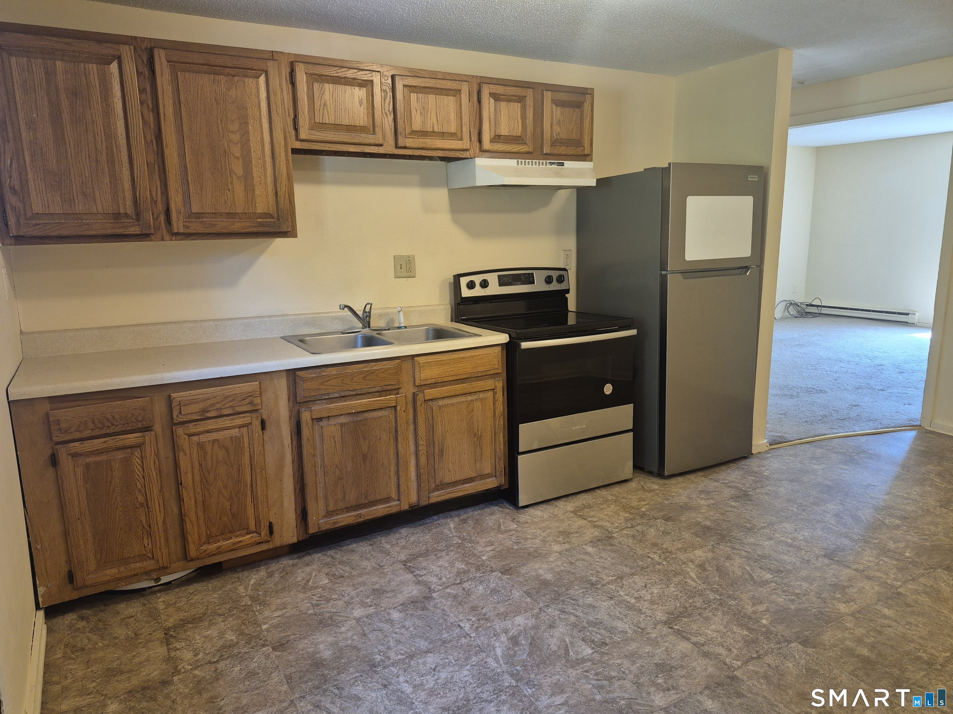 1218 Main 32 Street Property Photo 3
