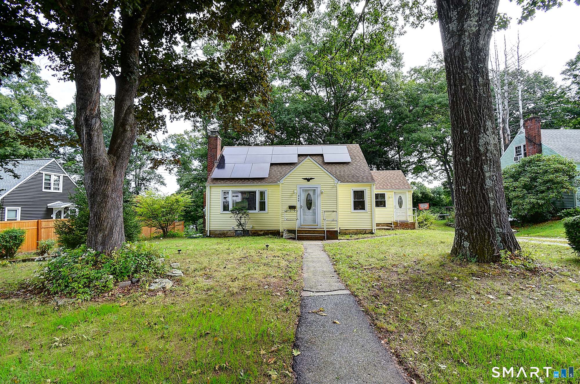 349 Mansfield Avenue Property Photo 2