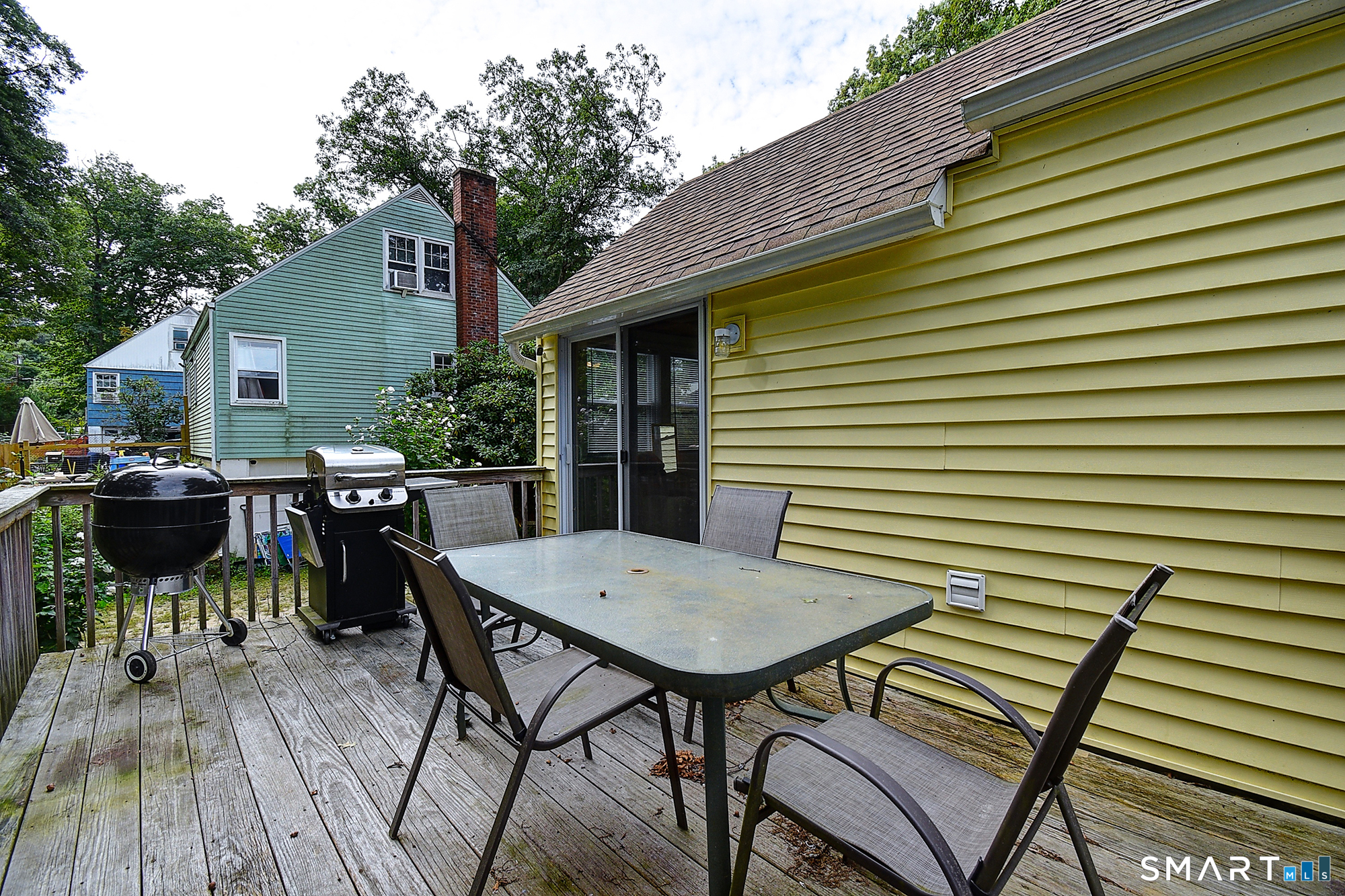 349 Mansfield Avenue Property Photo 8